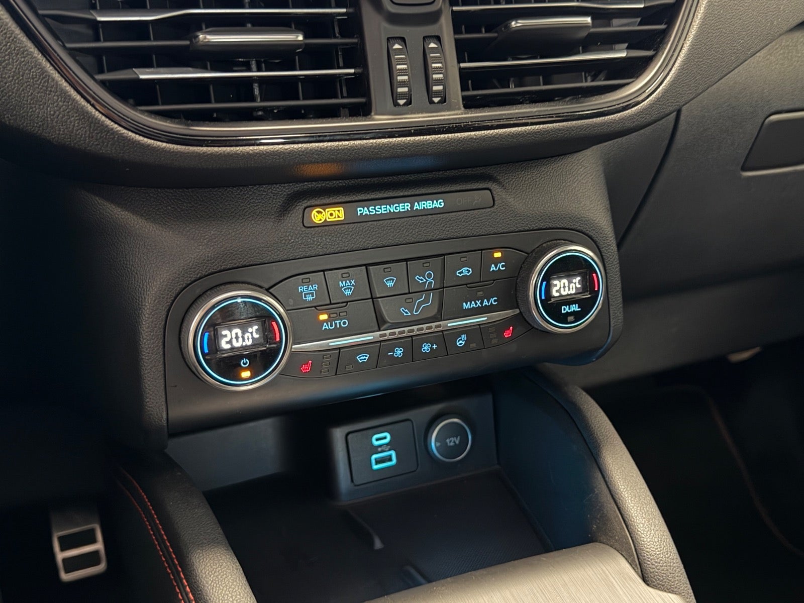 Ford Kuga Plug-In Hybrid E-CVT, 225hp, 2020