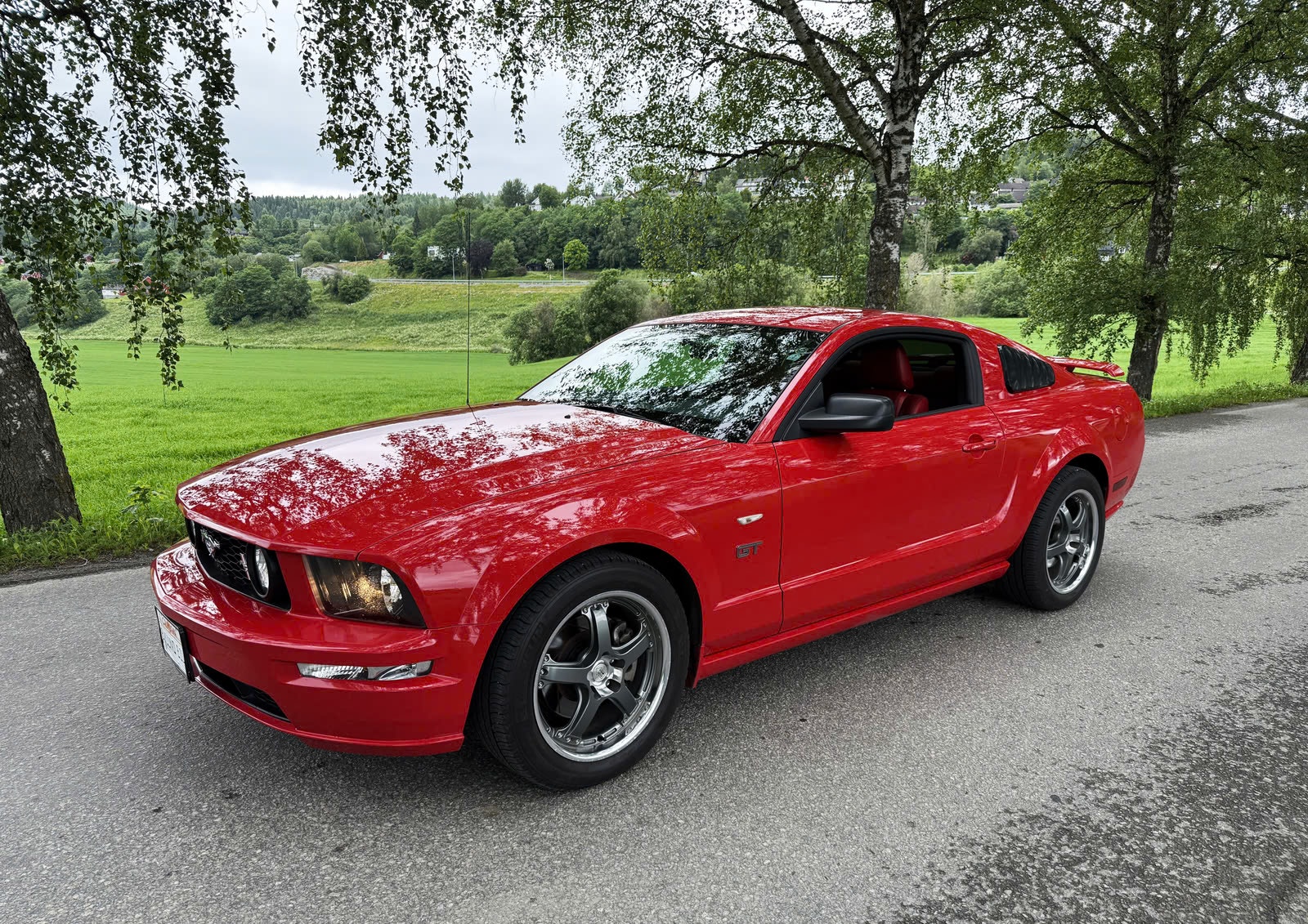 Ford Mustang GT Automatic, 5-trins, 304ps, 2005
