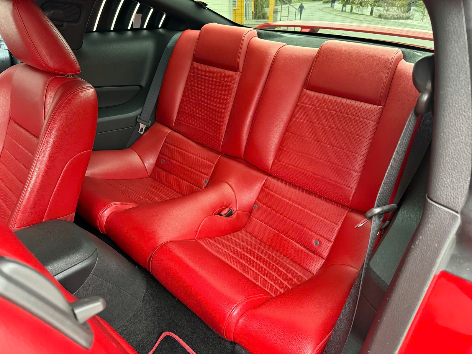 Ford Mustang GT Automatic, 5-trins, 304ps, 2005