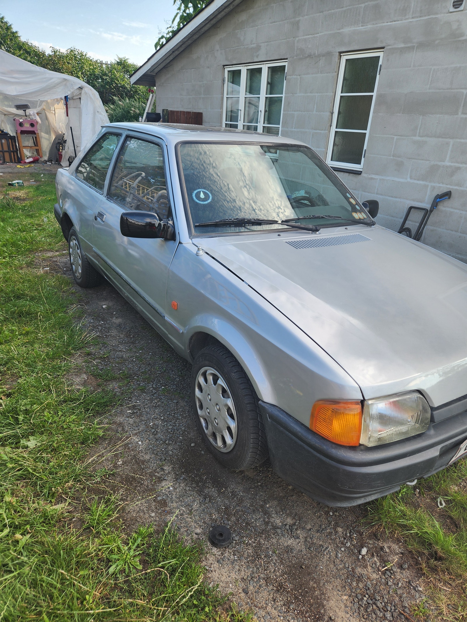 Ford Escort 3-dørs Kombi 1.6 Manuell, 5-trinn, 90hk, 1988