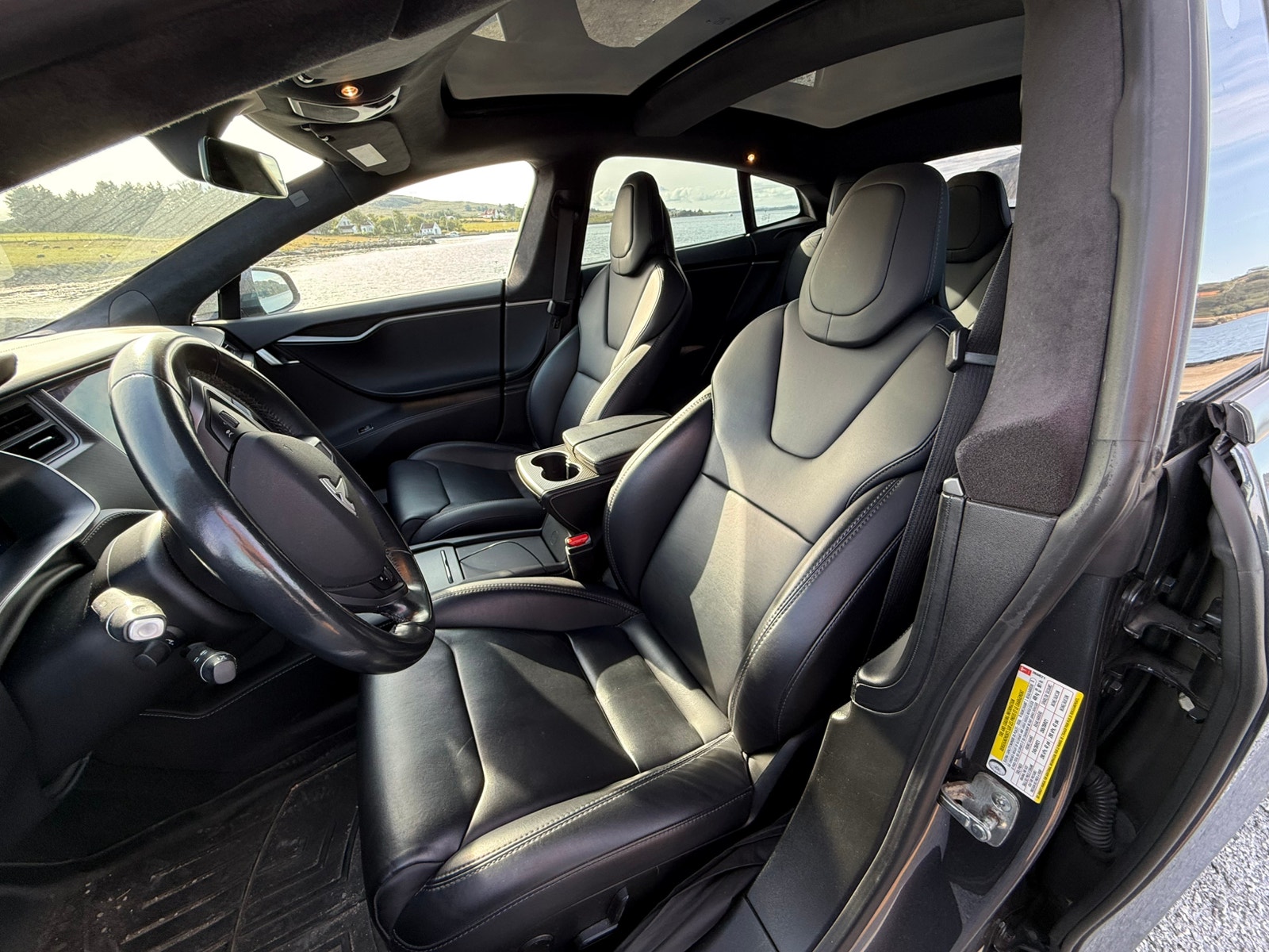 Tesla Model S 100D, 525ps, 2018