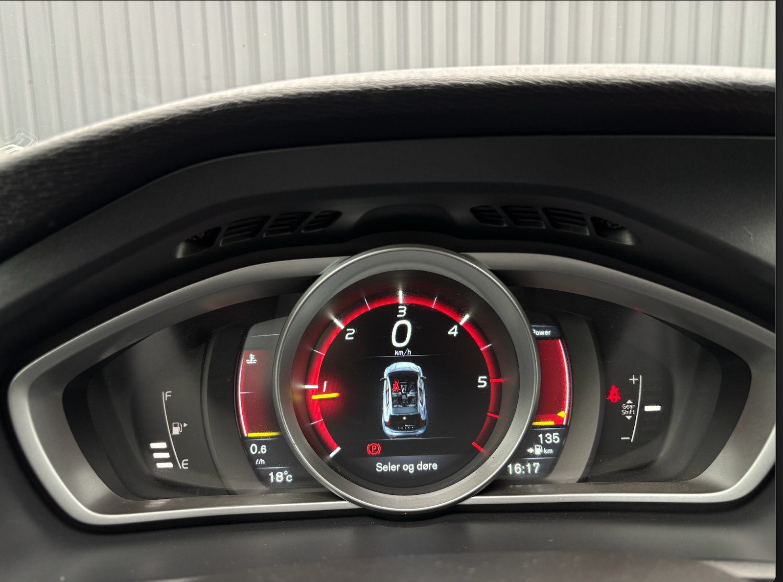 Volvo V40 D2 Manual, 115hp, 2015