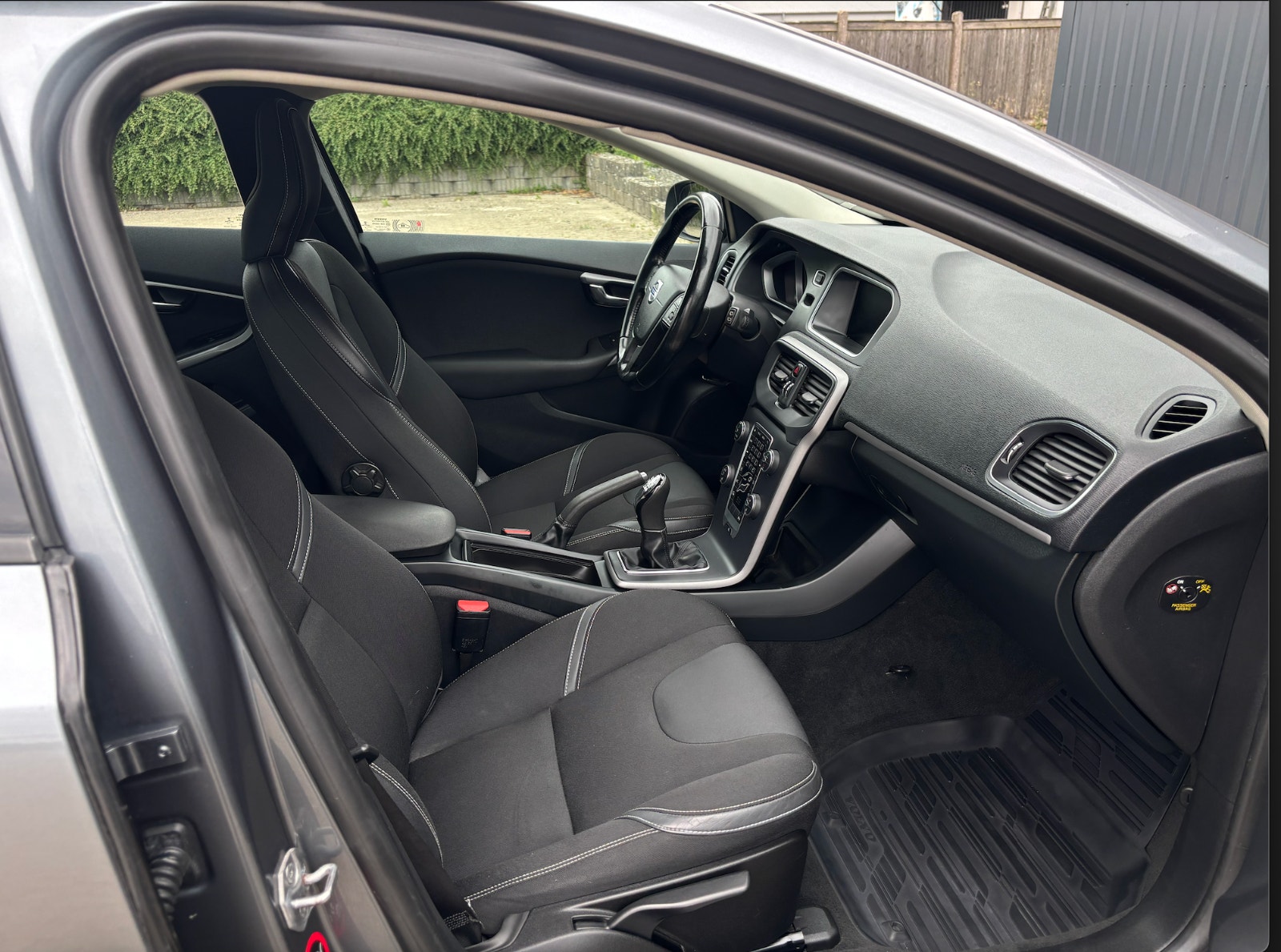 Volvo V40 D2 Manual, 115hp, 2015