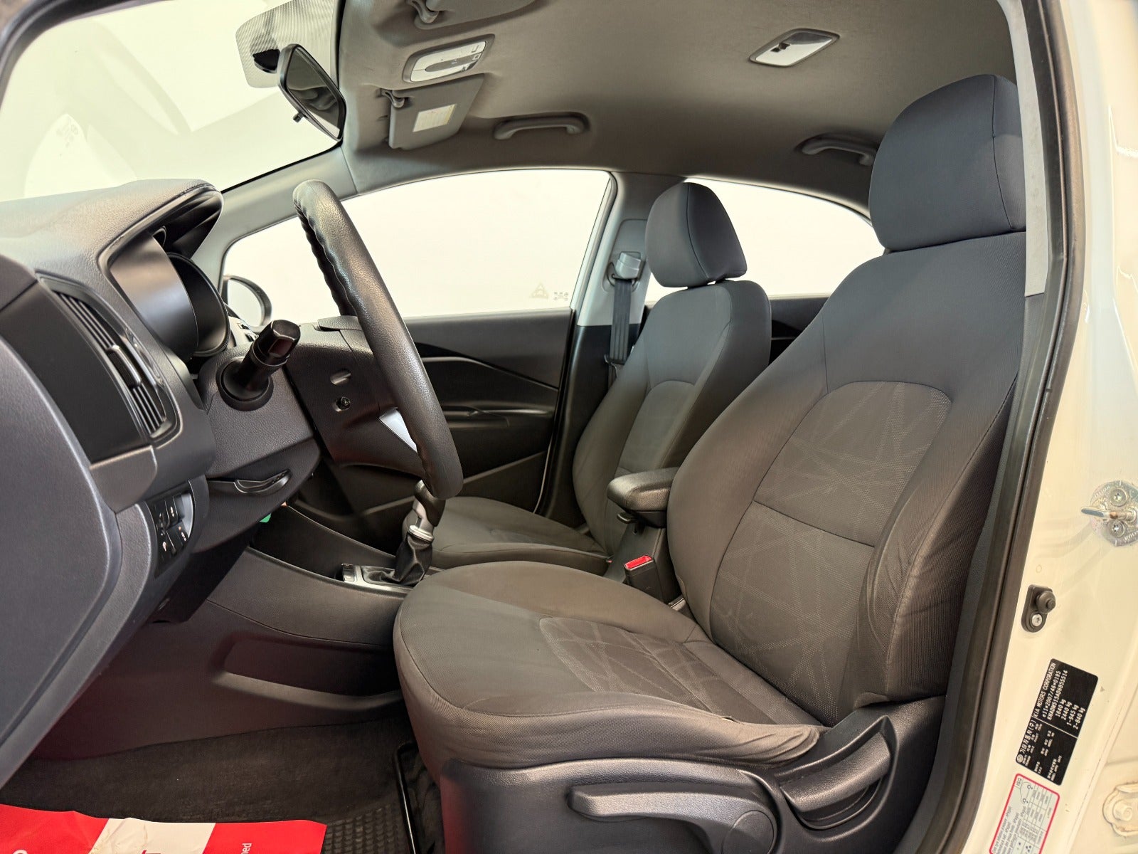 Kia Rio 5-door 1.1 CRDi Manual, 75hp, 2013