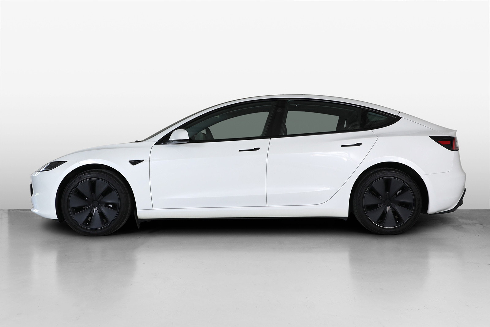 Tesla Model 3 Long Range AWD, 498hp, 2024