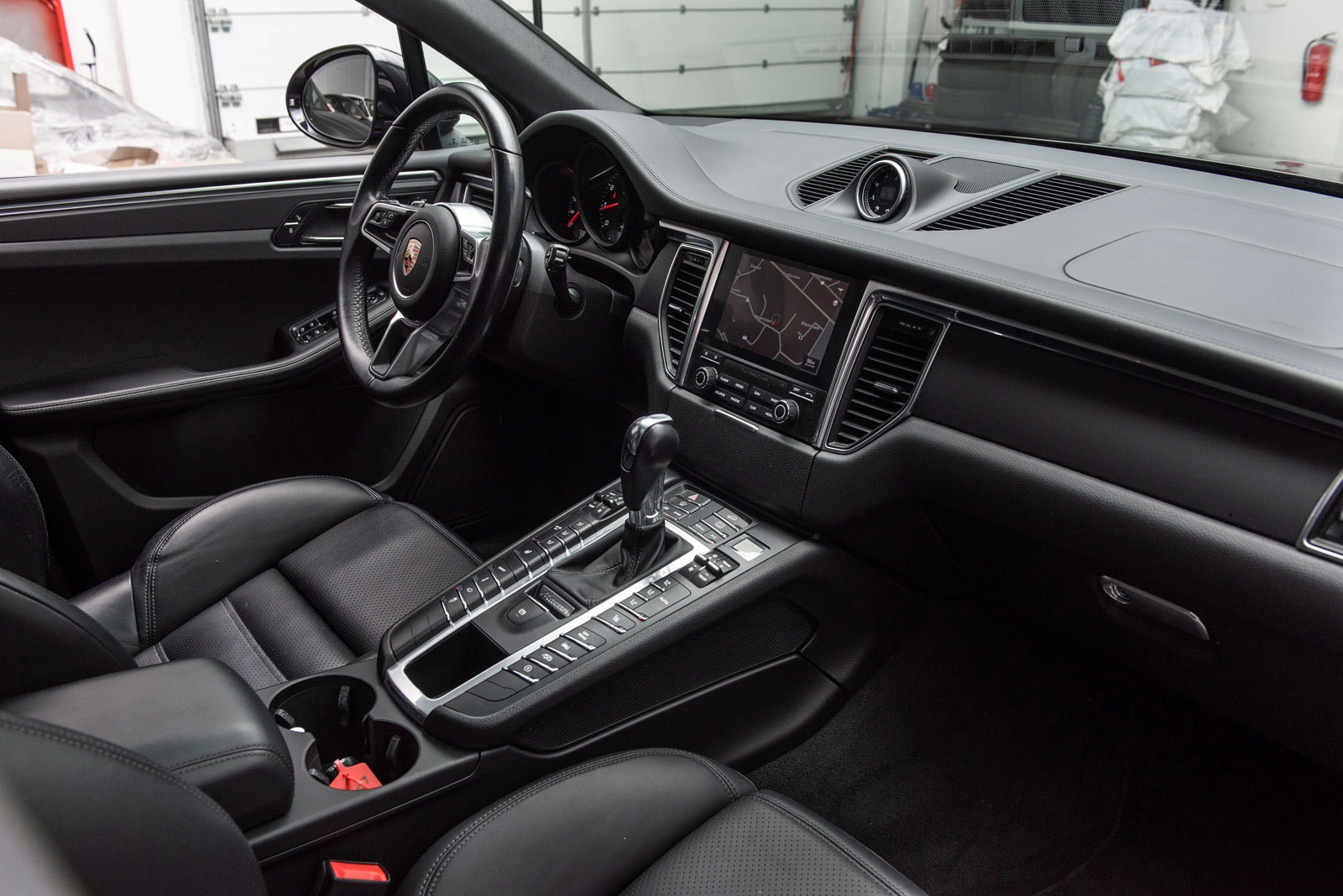 Porsche Macan PDK, 252hp, 2018
