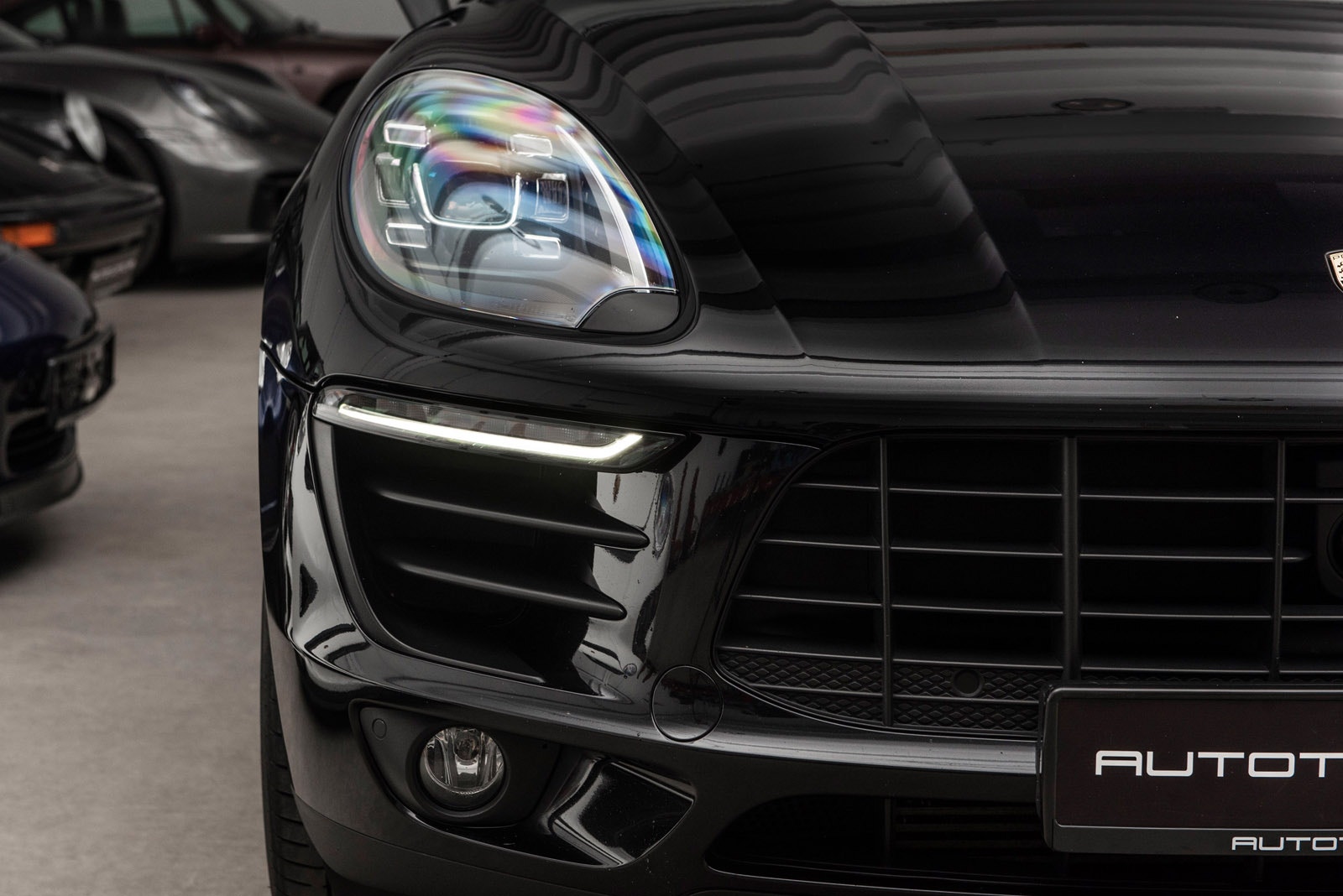 Porsche Macan PDK, 252hp, 2018