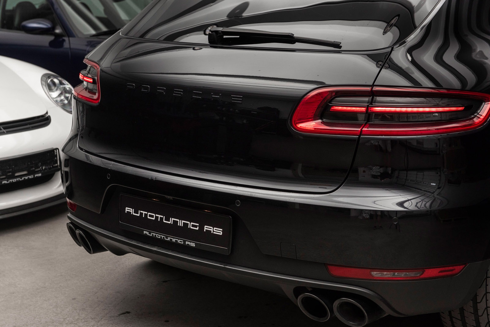 Porsche Macan PDK, 252hp, 2018