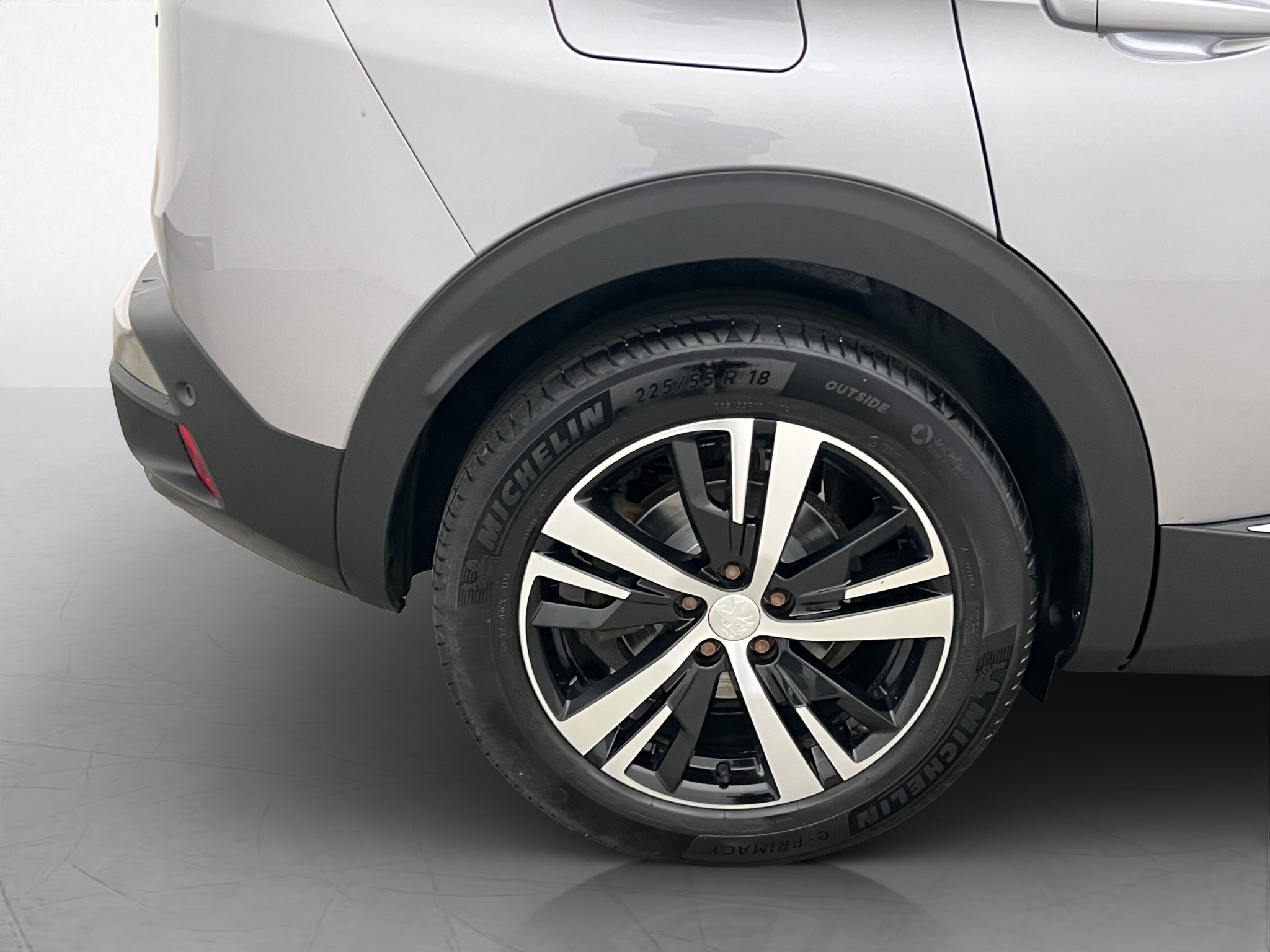 Peugeot 3008 1.2 PureTech 130 EAT, 8-trins, 131ps, 2023