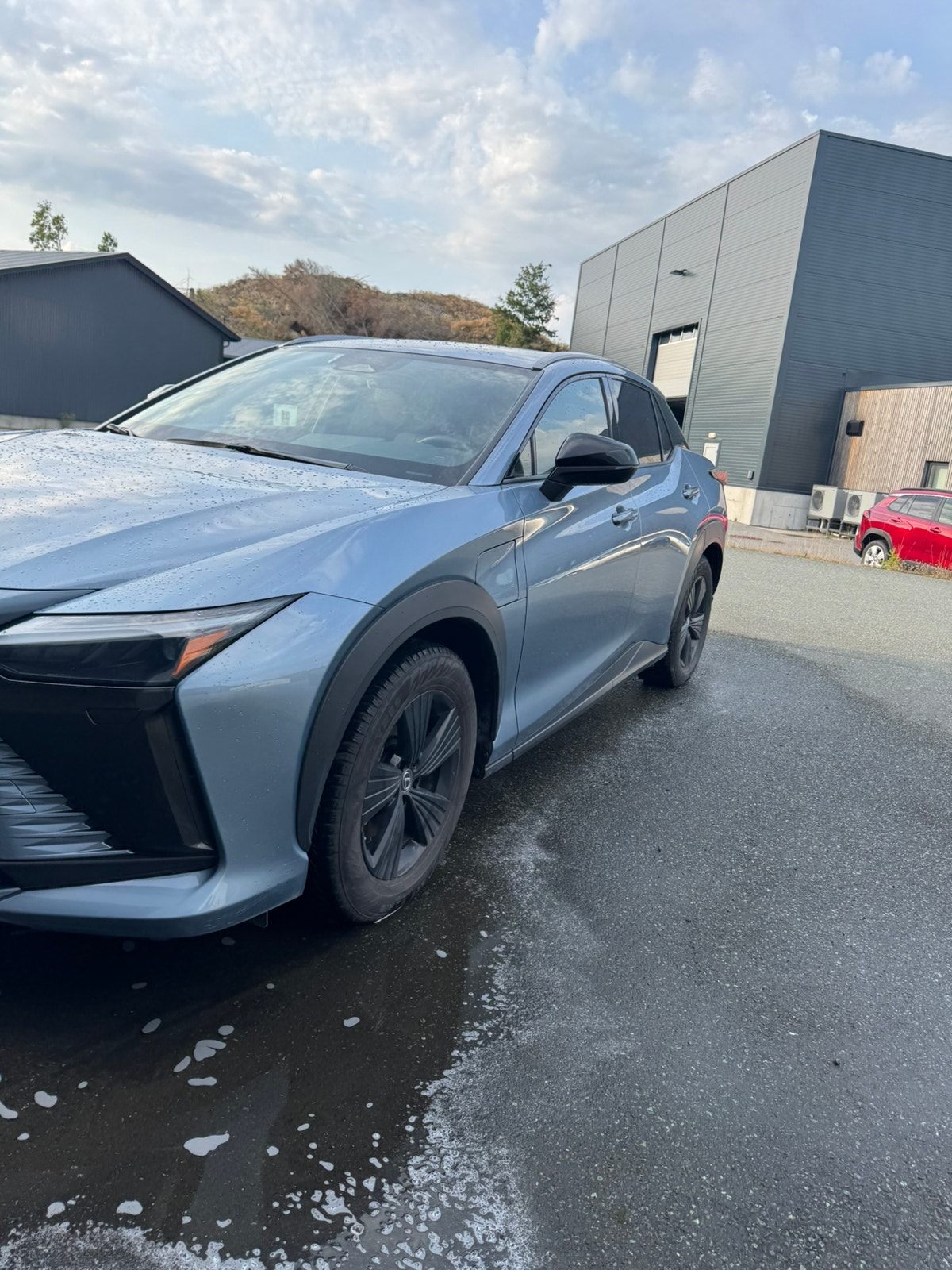 Lexus RZ 300e, 204hk, 2025