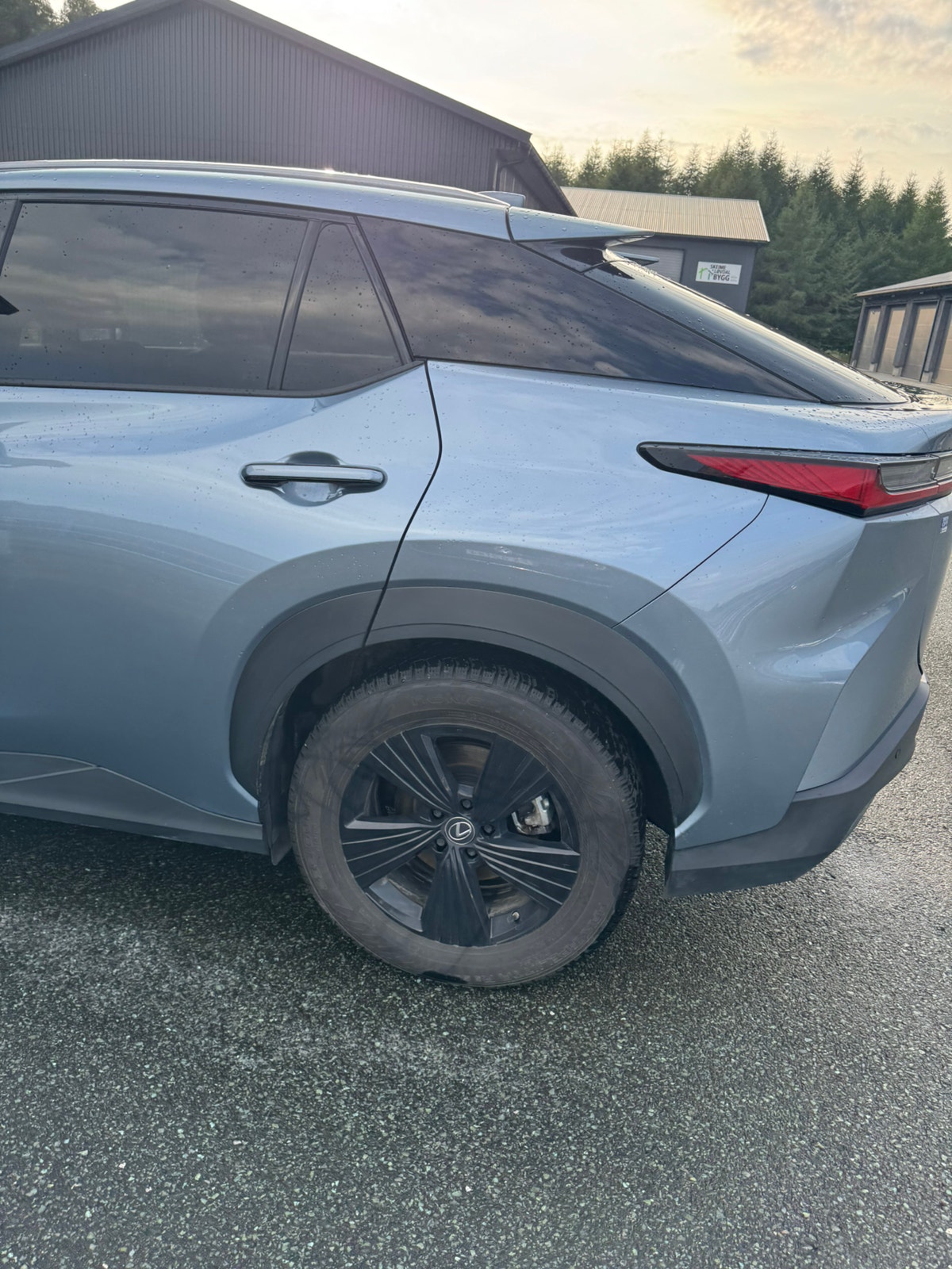 Lexus RZ 300e, 204hk, 2025