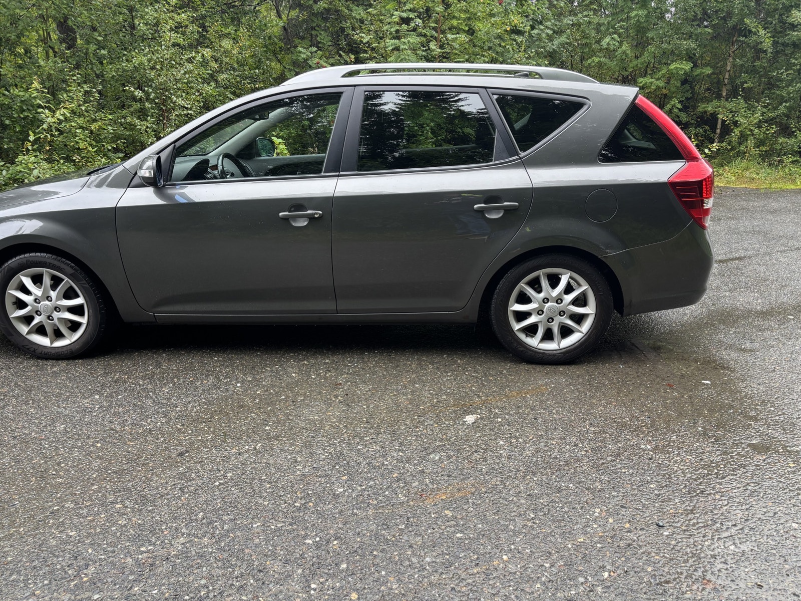 Kia cee'd_sw 1.6 CRDi Automatic, 4-trins, 115ps, 2010
