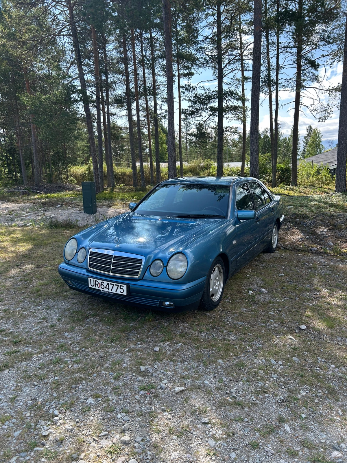 Mercedes-Benz E 220 Diesel Automatisk, 5-trinn, 95hk, 1998
