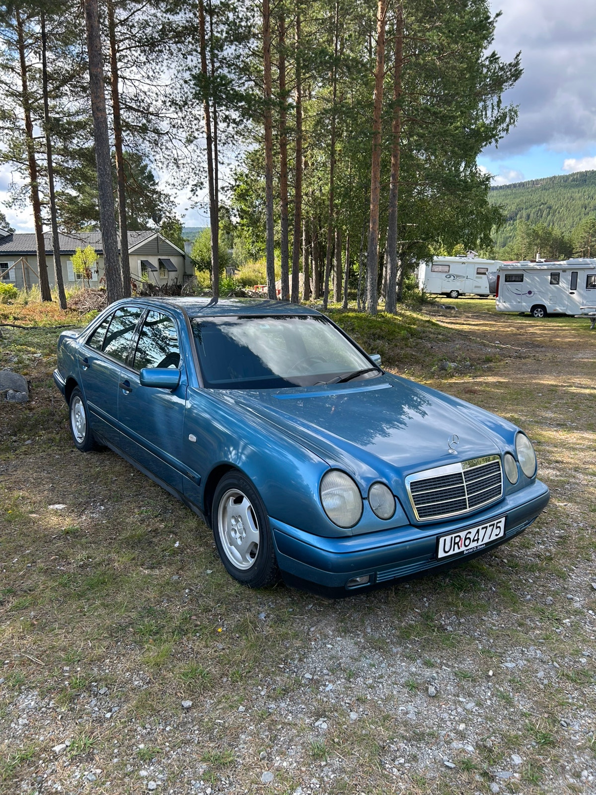 Mercedes-Benz E 220 Diesel Automatisk, 5-trinn, 95hk, 1998