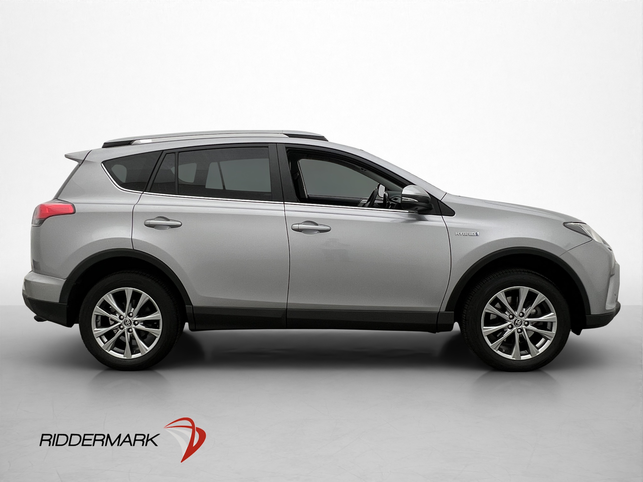 Toyota RAV4 Hybrid 2.5 Dual VVT-i AWD-i E-CVT, 197hp, 2018