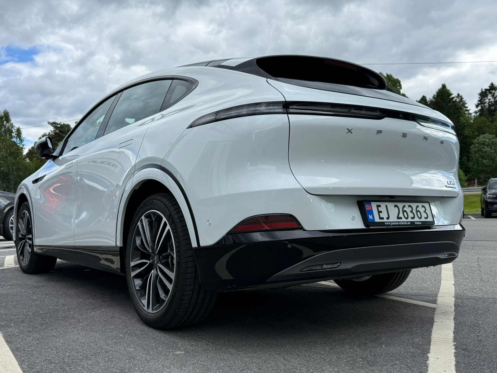 XPENG G6 Performance, 476ps, 2024