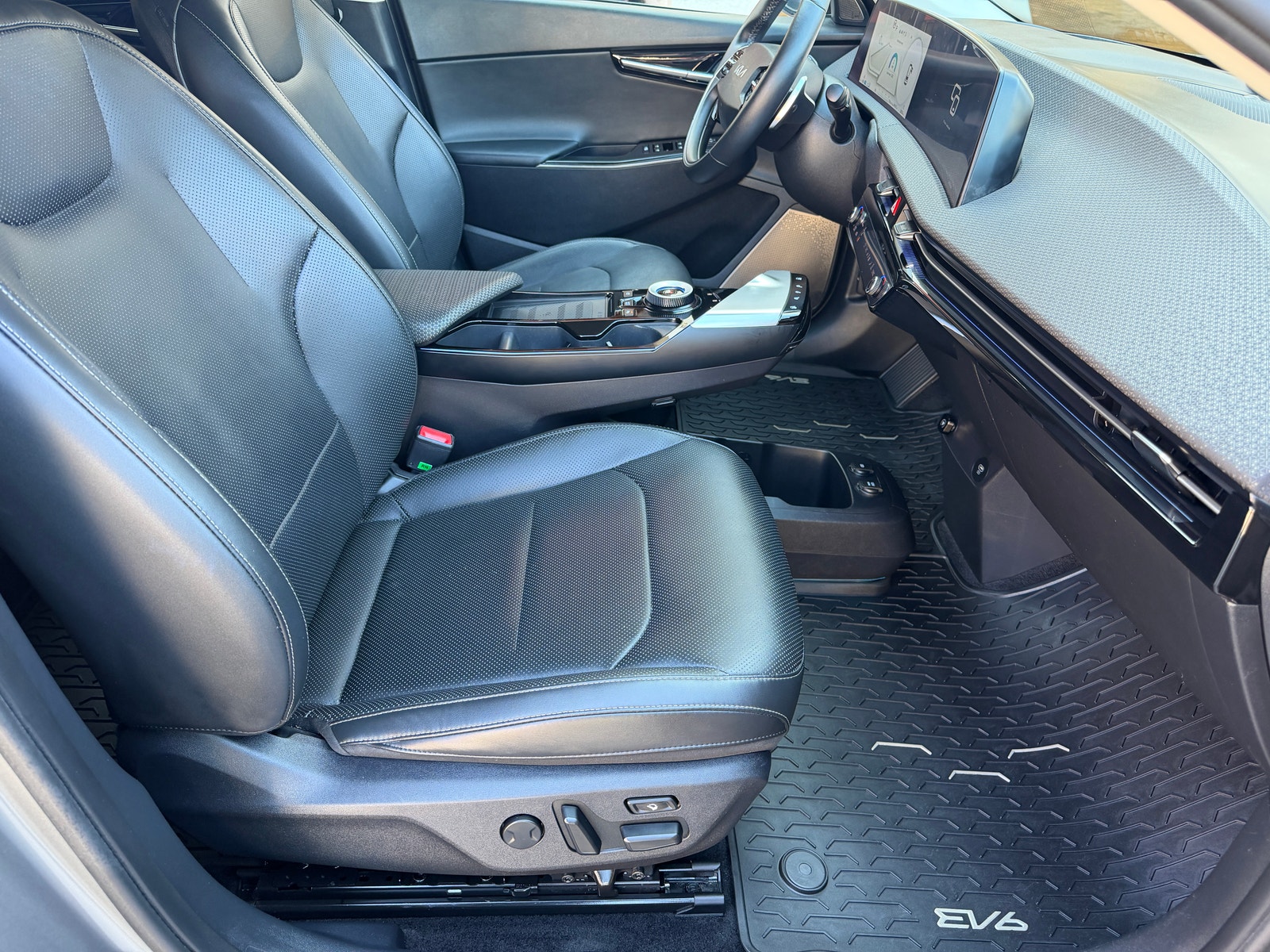 Kia EV6 77.4 kWh AWD, 325hp, 2023
