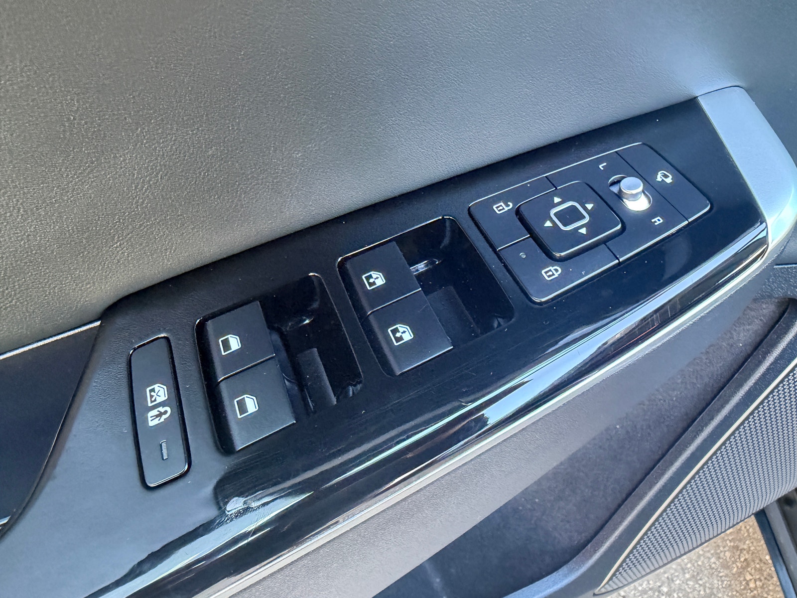 Kia EV6 77.4 kWh AWD, 325hp, 2023