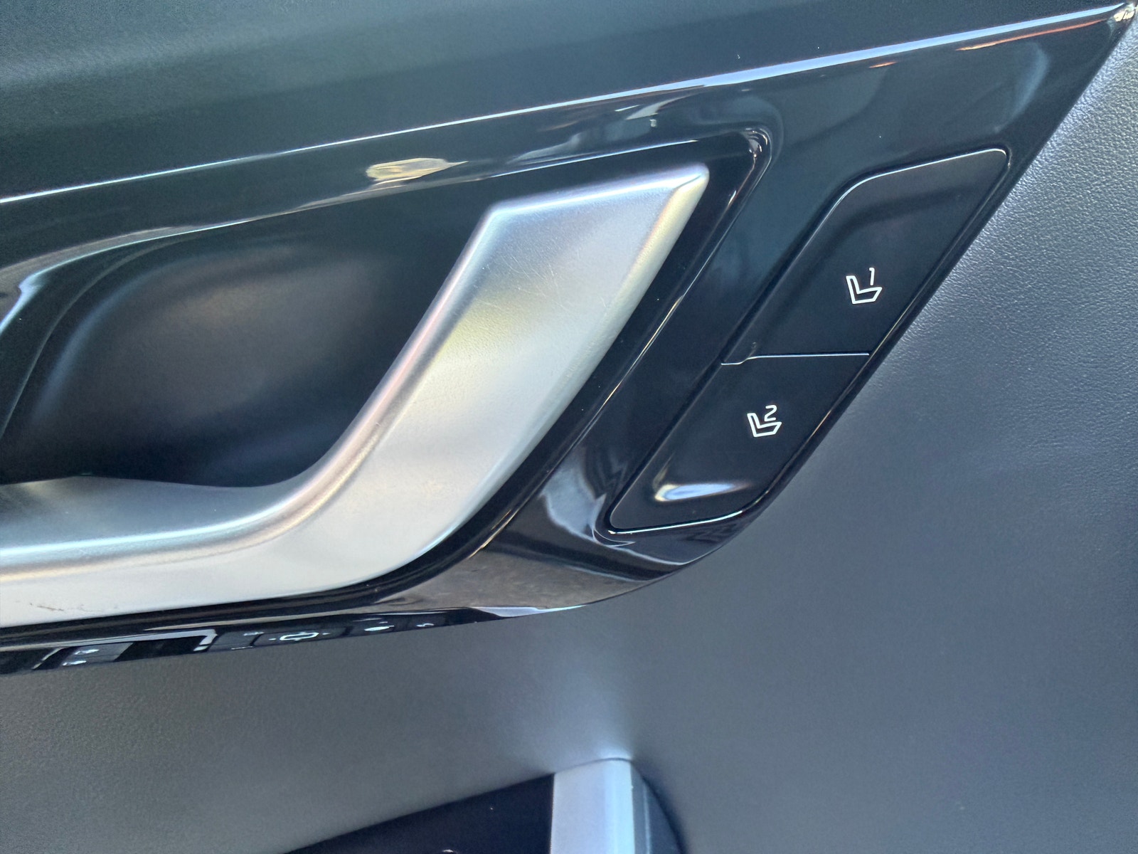 Kia EV6 77.4 kWh AWD, 325hp, 2023