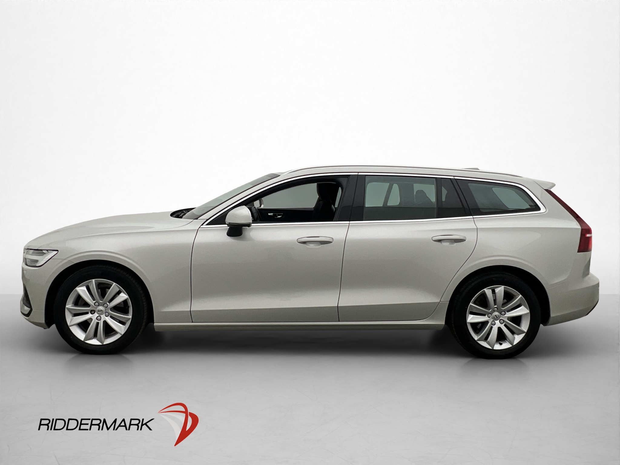 Volvo V60 B4 Geartronic, 8-trins, 197ps, 2021