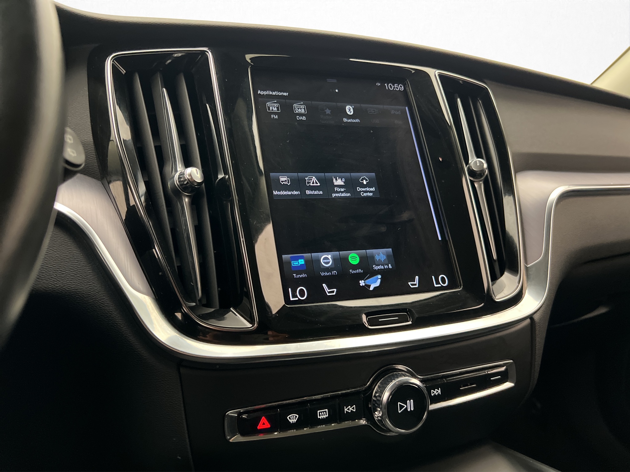 Volvo V60 B4 Geartronic, 8-trins, 197ps, 2021