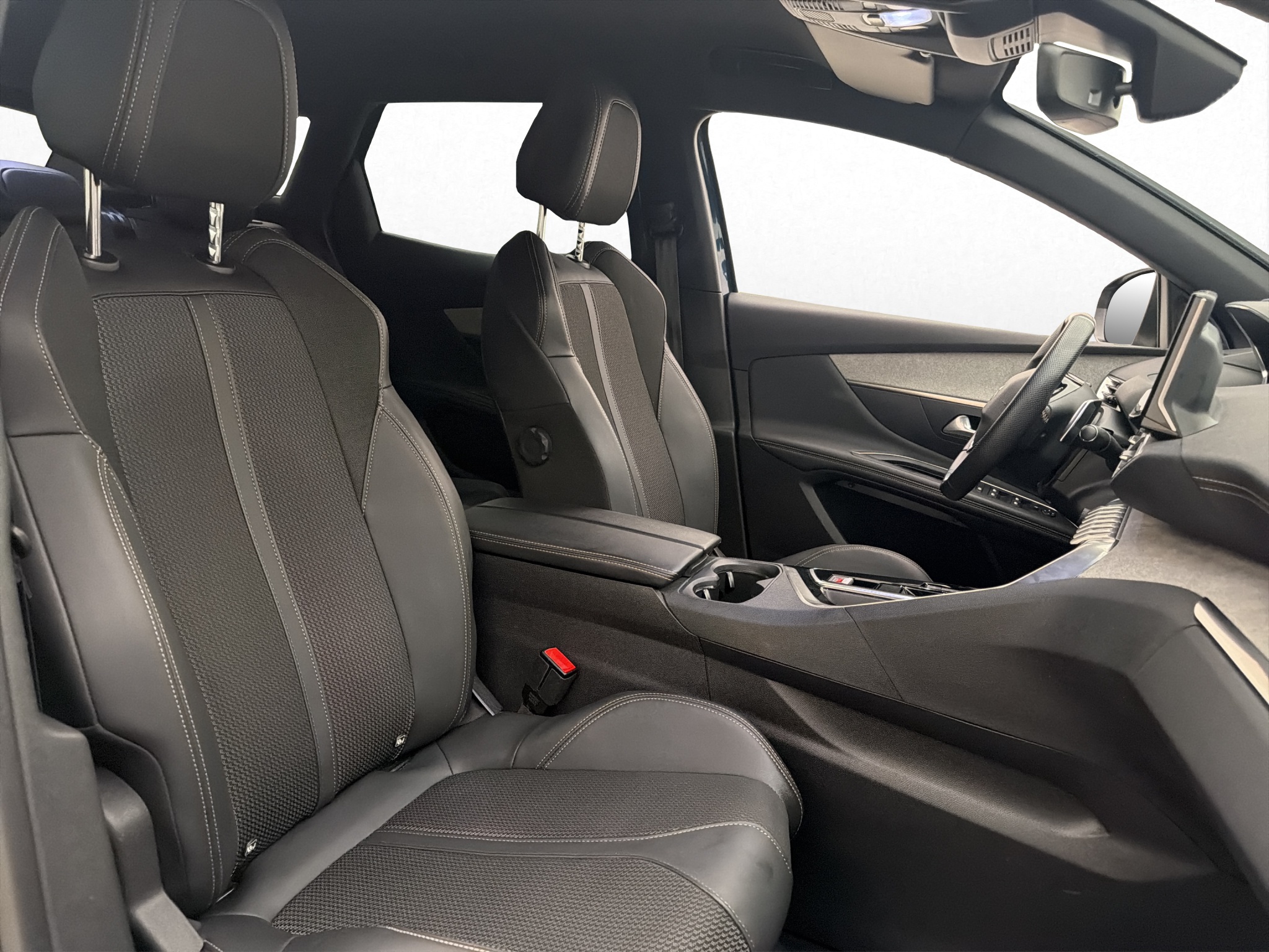 Peugeot 3008 1.2 PureTech 130 EAT, 8-trins, 131ps, 2023
