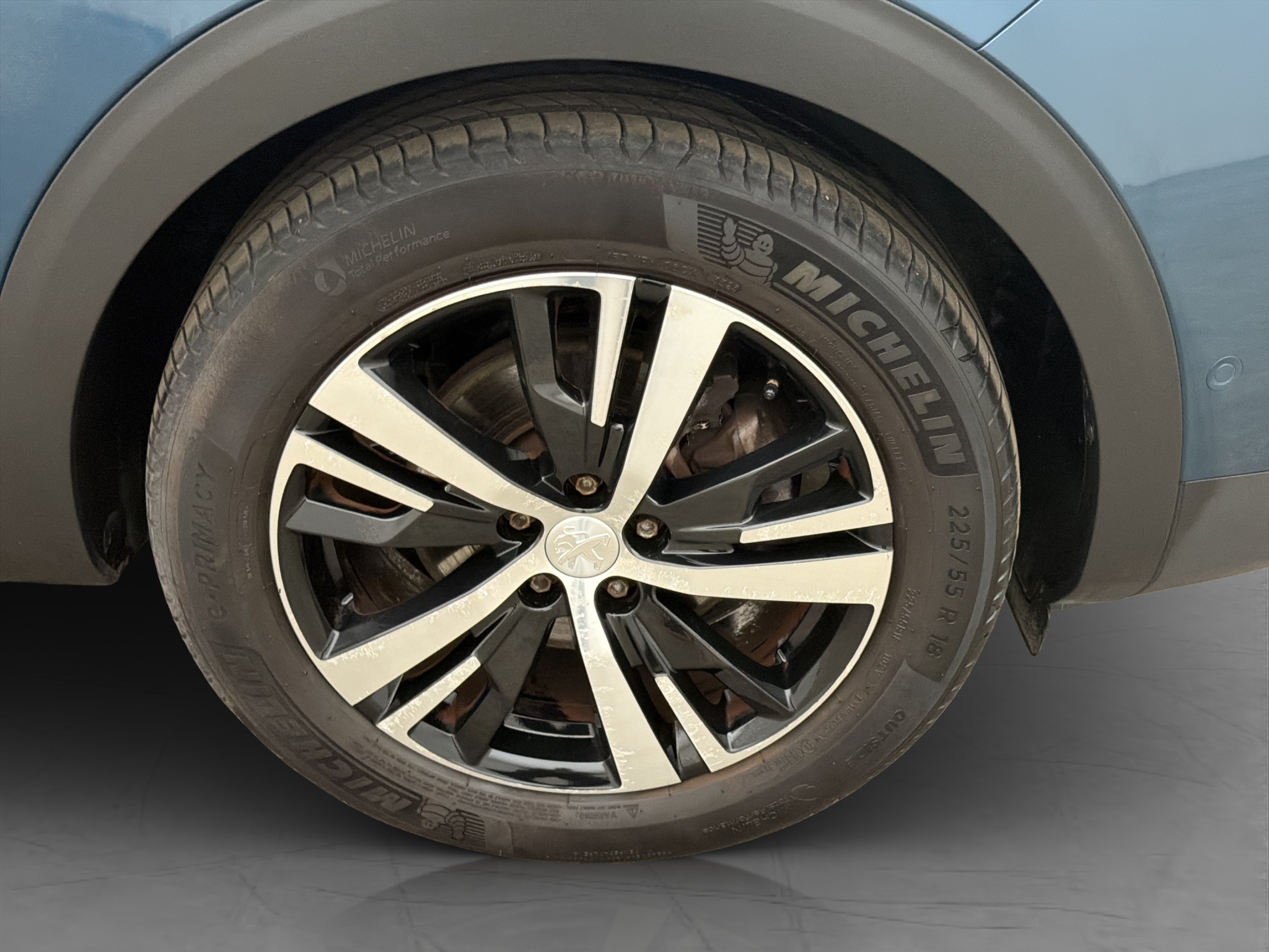 Peugeot 3008 1.2 PureTech 130 EAT, 8-trins, 131ps, 2023