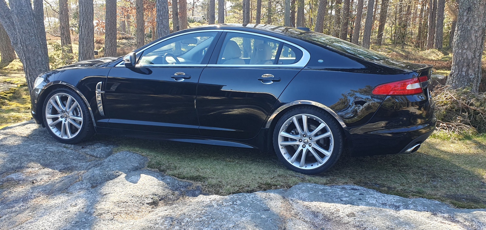 Jaguar XF 3.0 V6 Automatic, 6-trins, 211ps, 2011