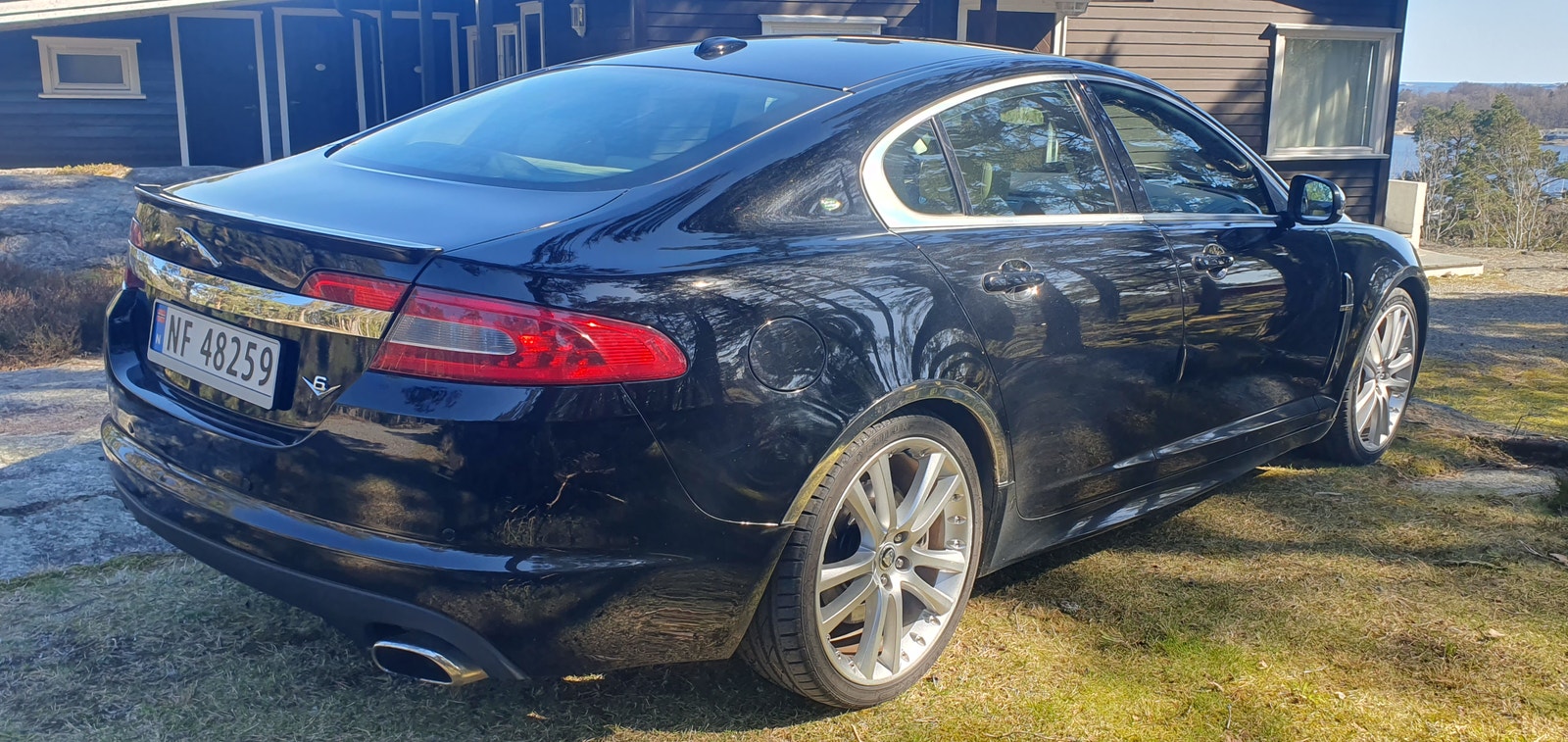 Jaguar XF 3.0 V6 Automatic, 6-trins, 211ps, 2011