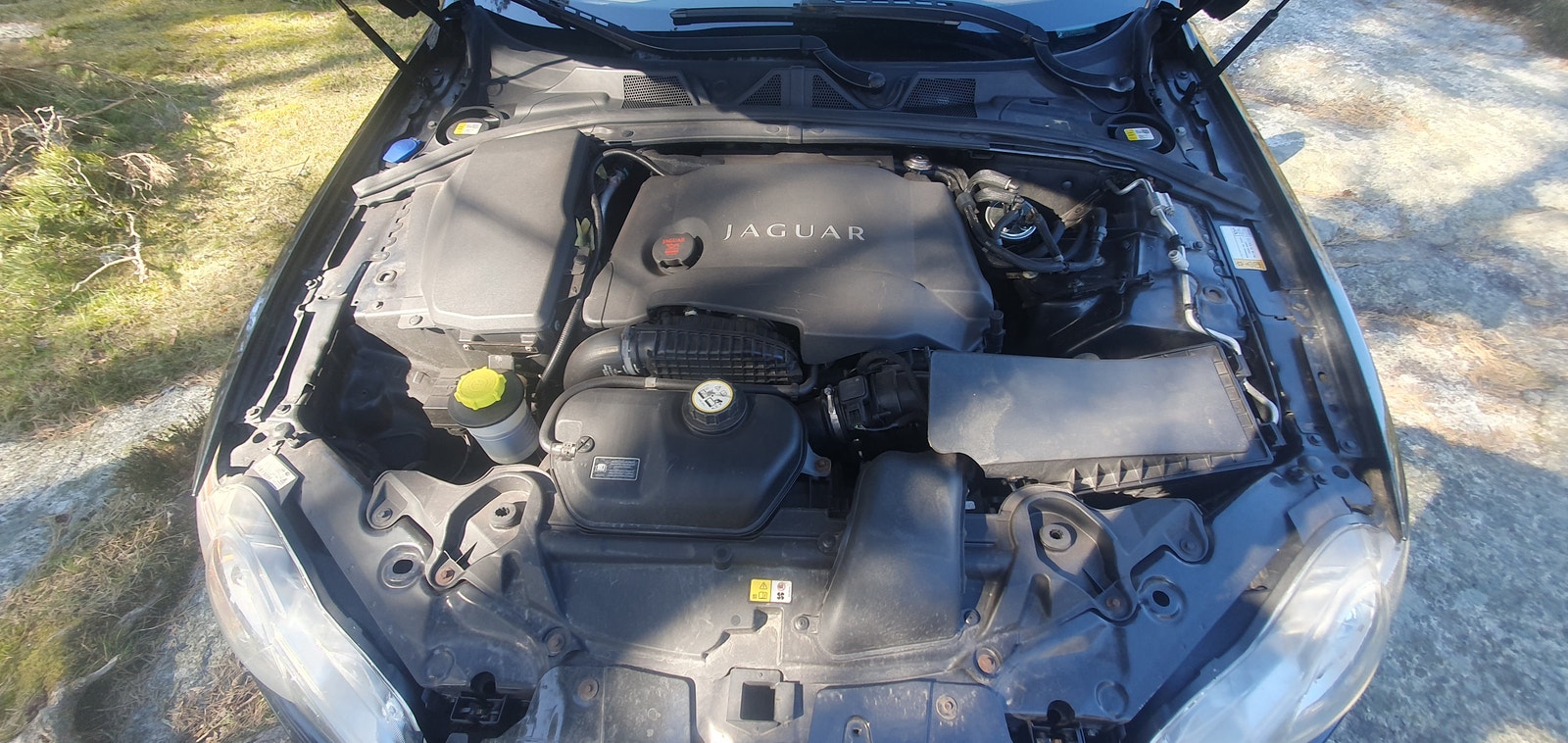Jaguar XF 3.0 V6 Automatic, 6-trins, 211ps, 2011