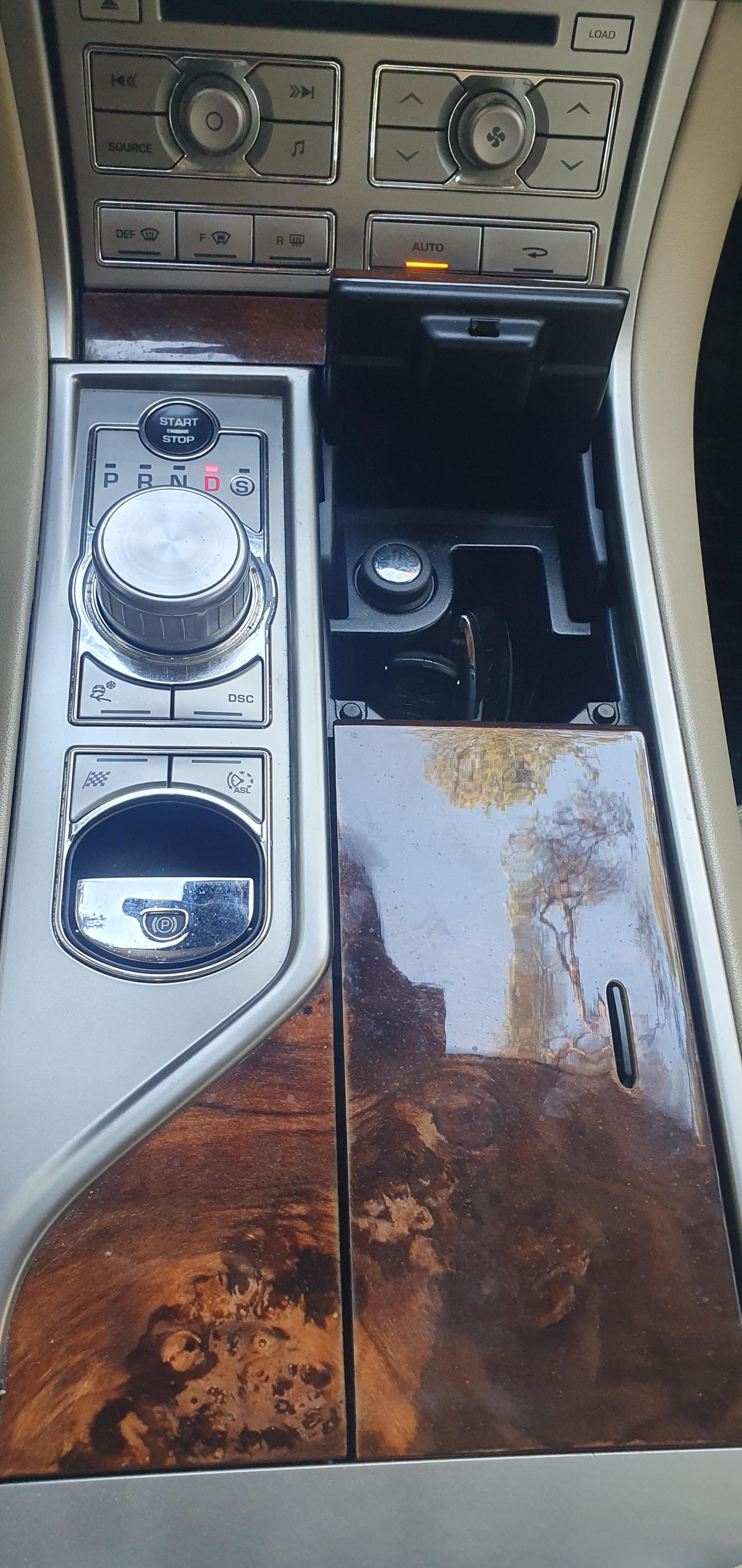 Jaguar XF 3.0 V6 Automatic, 6-trins, 211ps, 2011