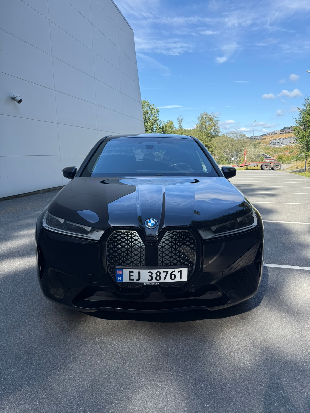 BMW iX xDrive40, 326hp, 2022