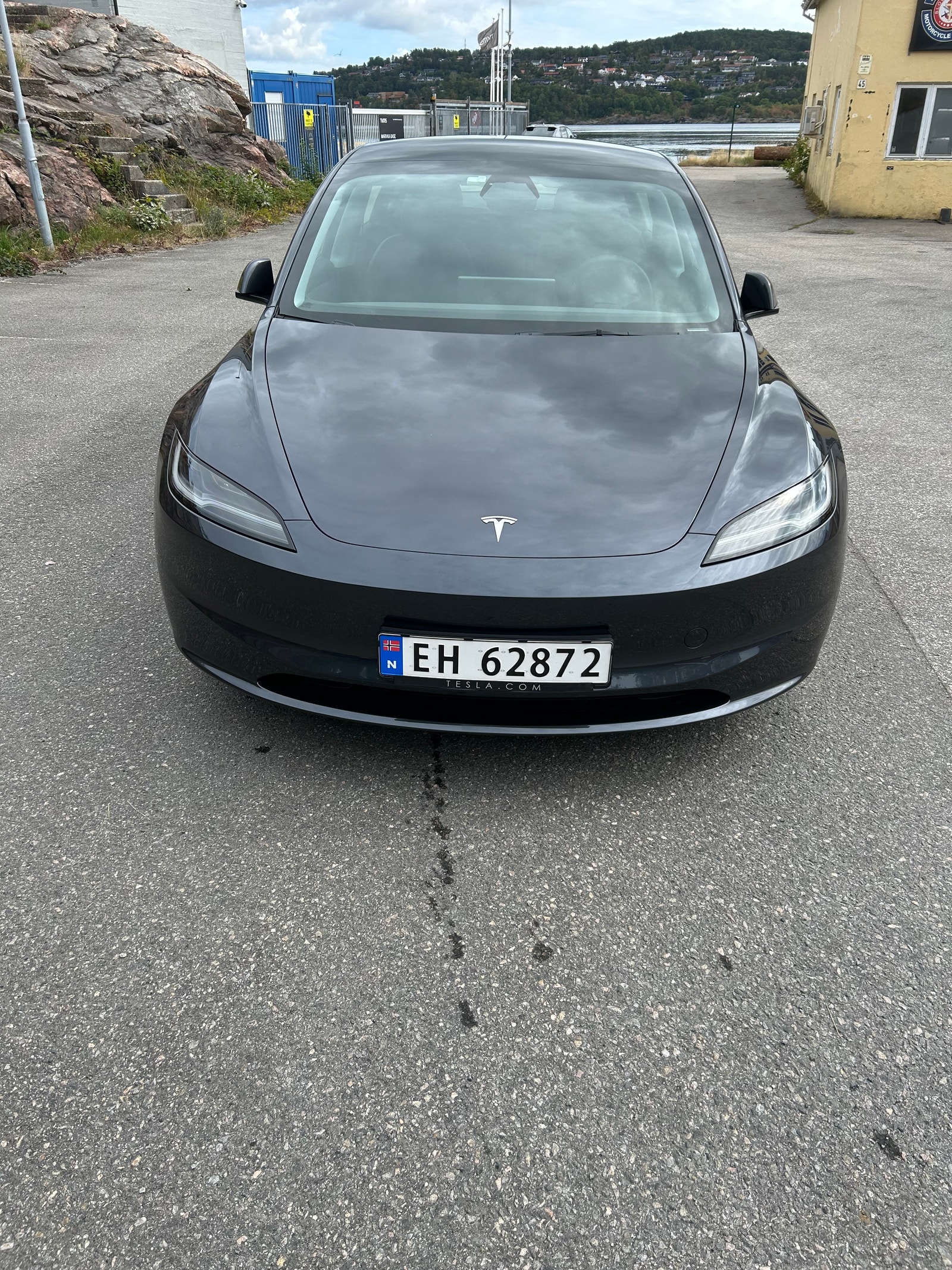 Tesla Model 3 Standard Range, 283hp, 2024