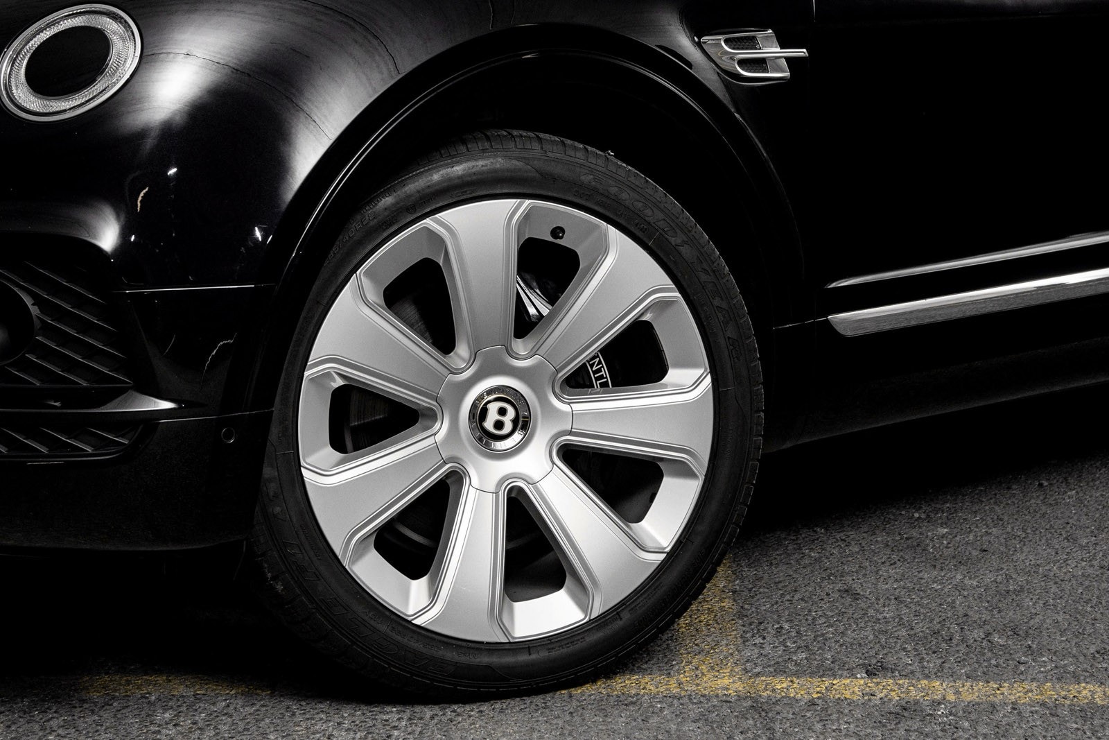 Bentley Bentayga Hybrid 2.9 V6 Automatic, 8-trins, 462ps, 2020