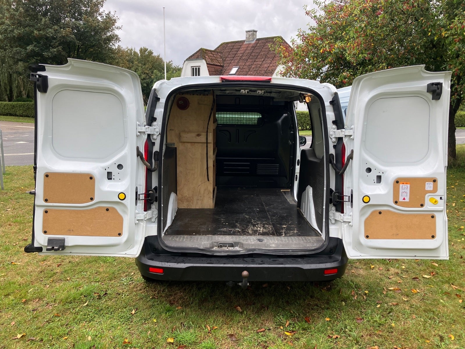 Ford Transit Connect 250 LWB 1.5 EcoBlue SelectShift, 100hp, 2023
