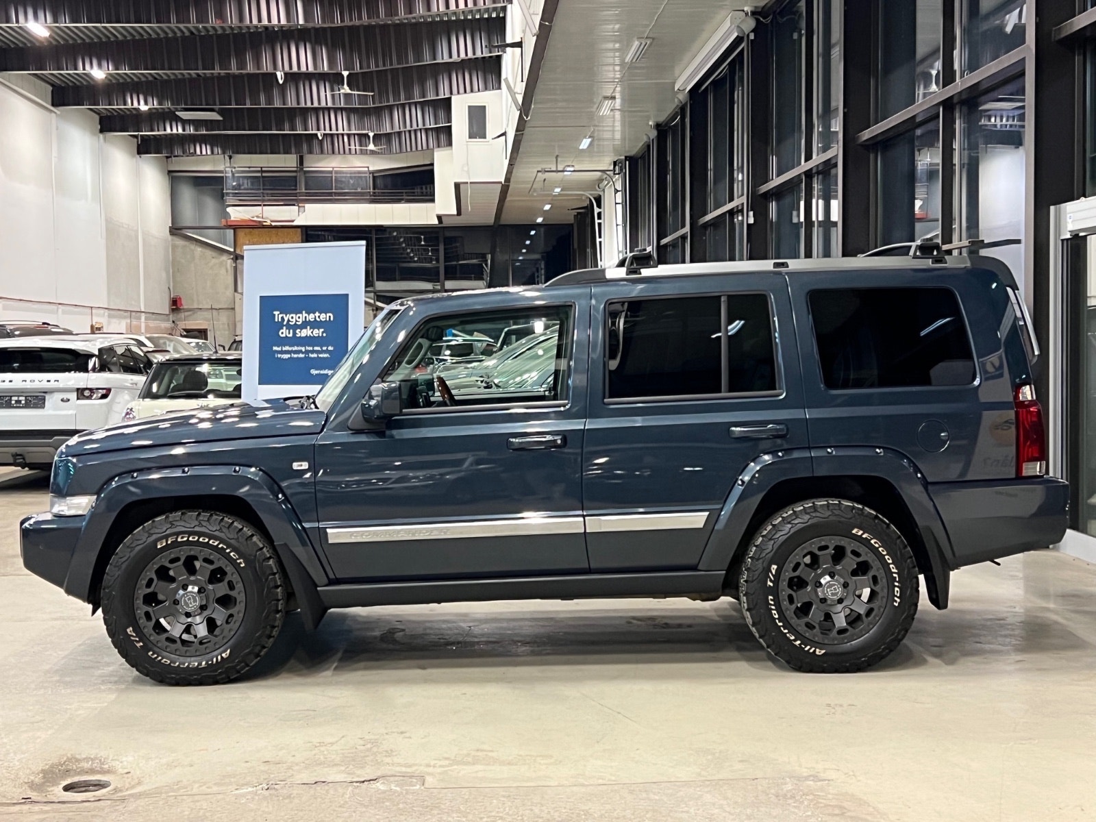 Jeep Commander 3.0 V6 CRD 4WD Automatic, 5-trins, 218ps, 2007
