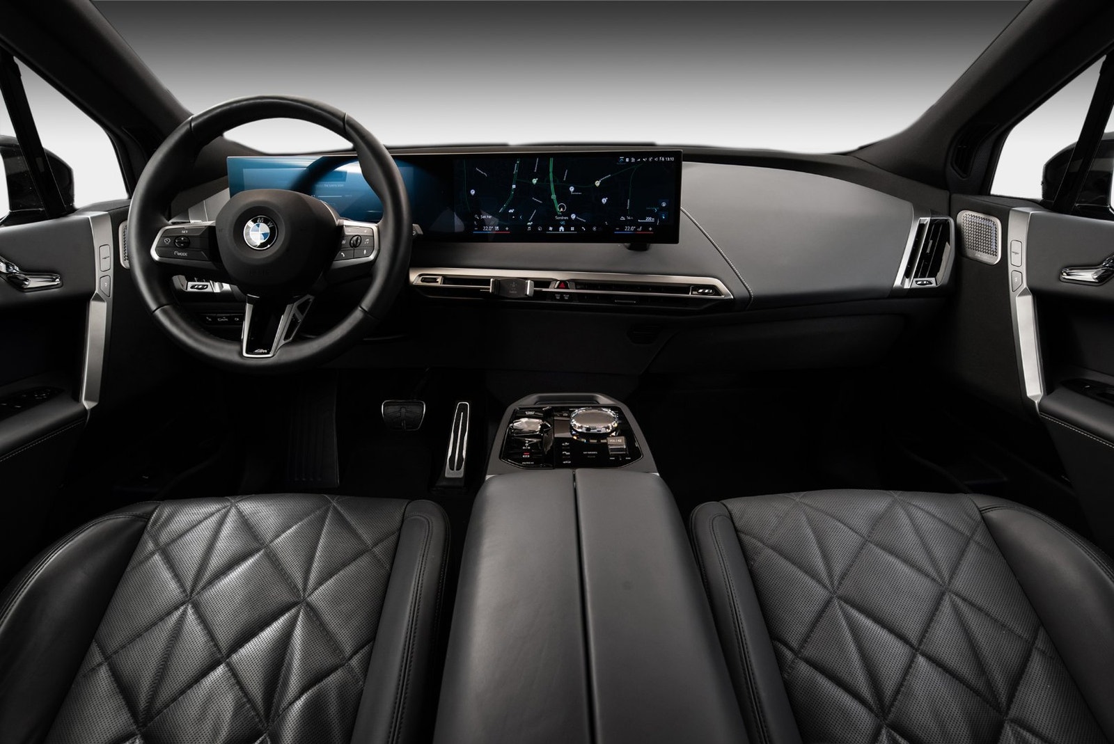 BMW iX xDrive60, 544hk, 2025