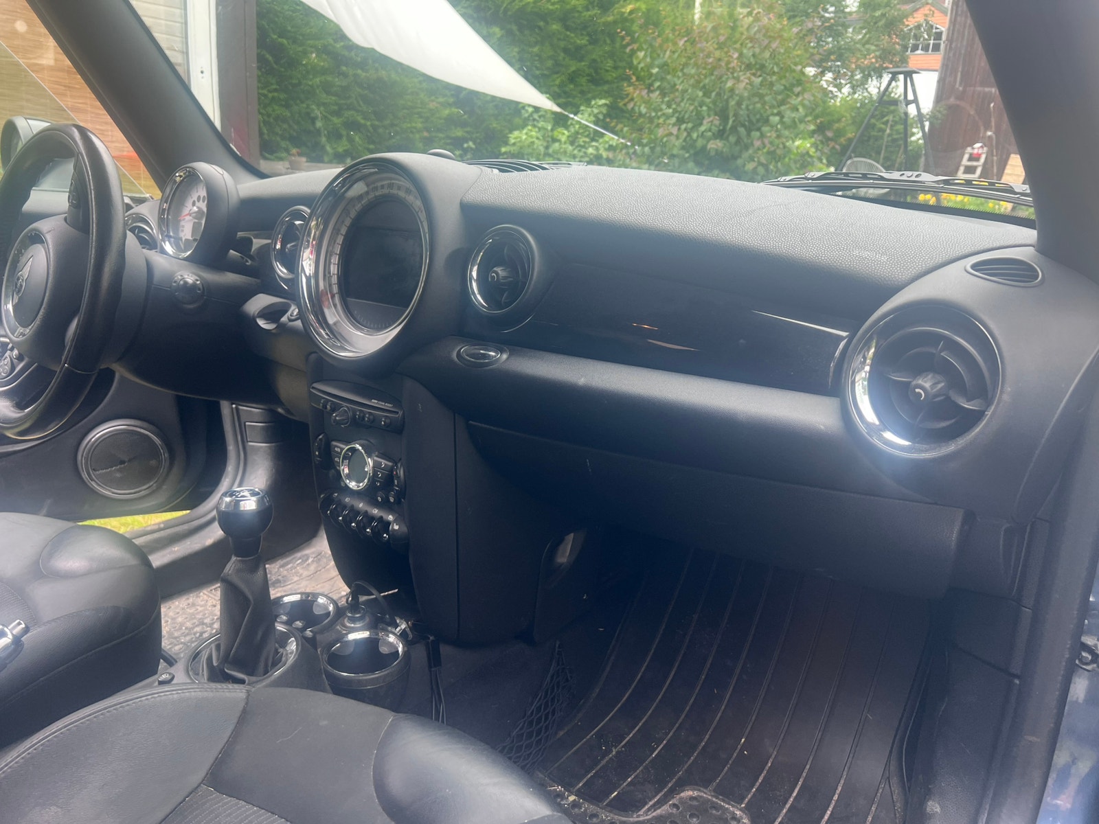 MINI Cooper Manual, 6-trins, 122ps, 2011