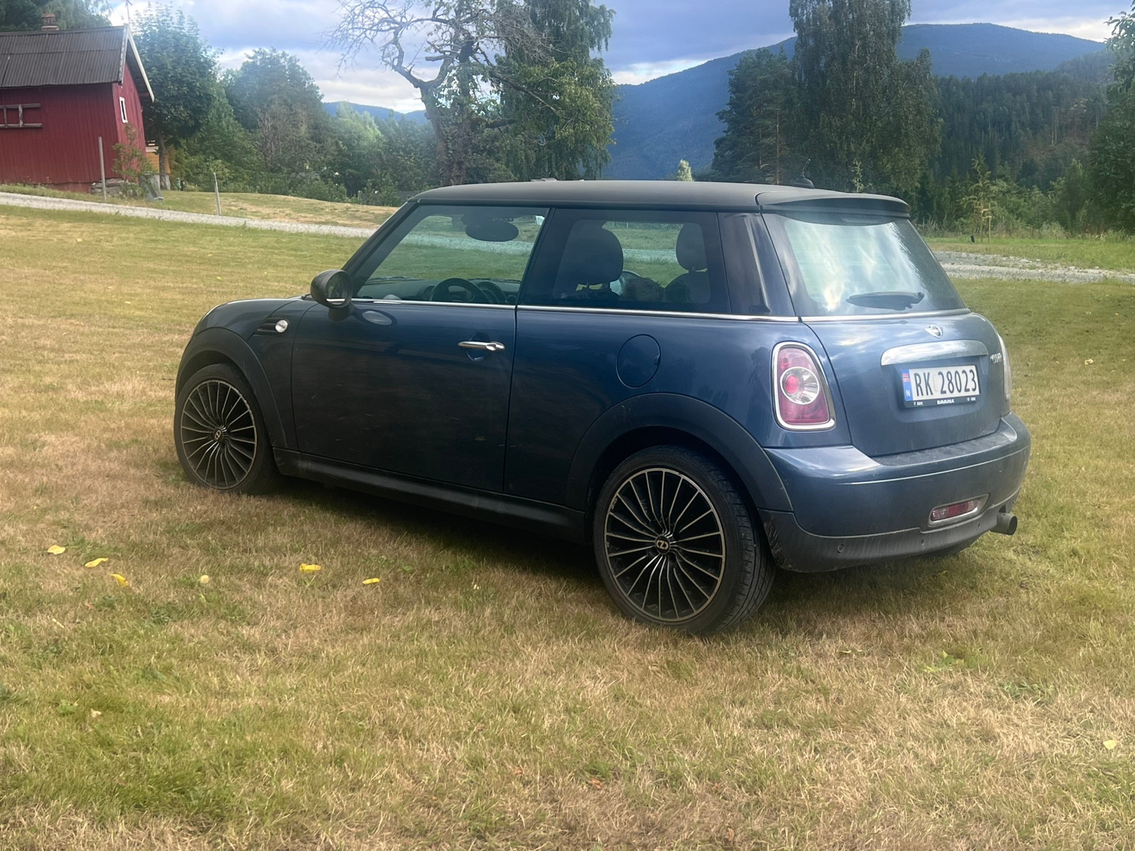 MINI Cooper Manual, 6-trins, 122ps, 2011