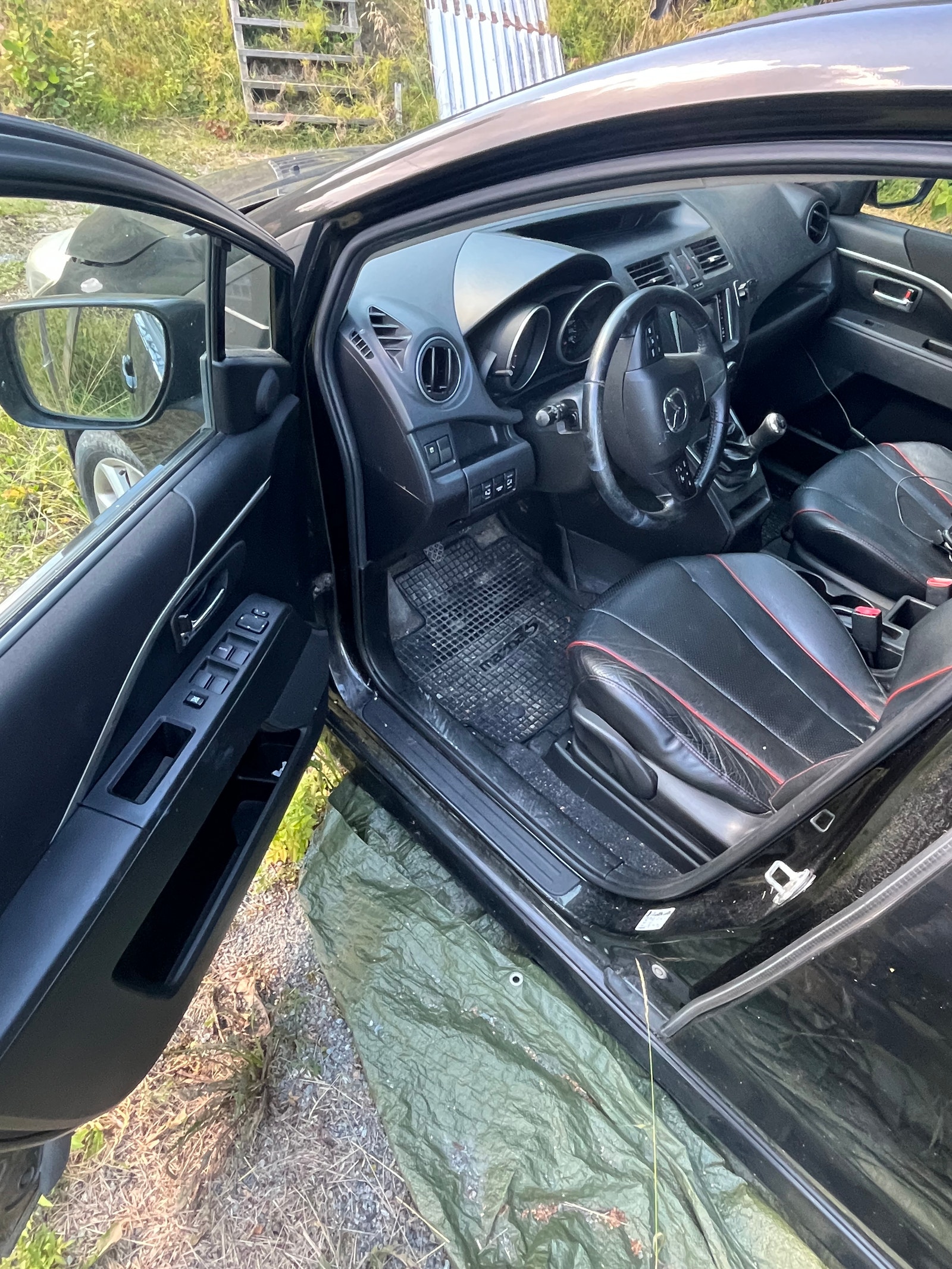 Mazda 5 1.6 MZR-CD Manual, 6-trins, 115ps, 2012
