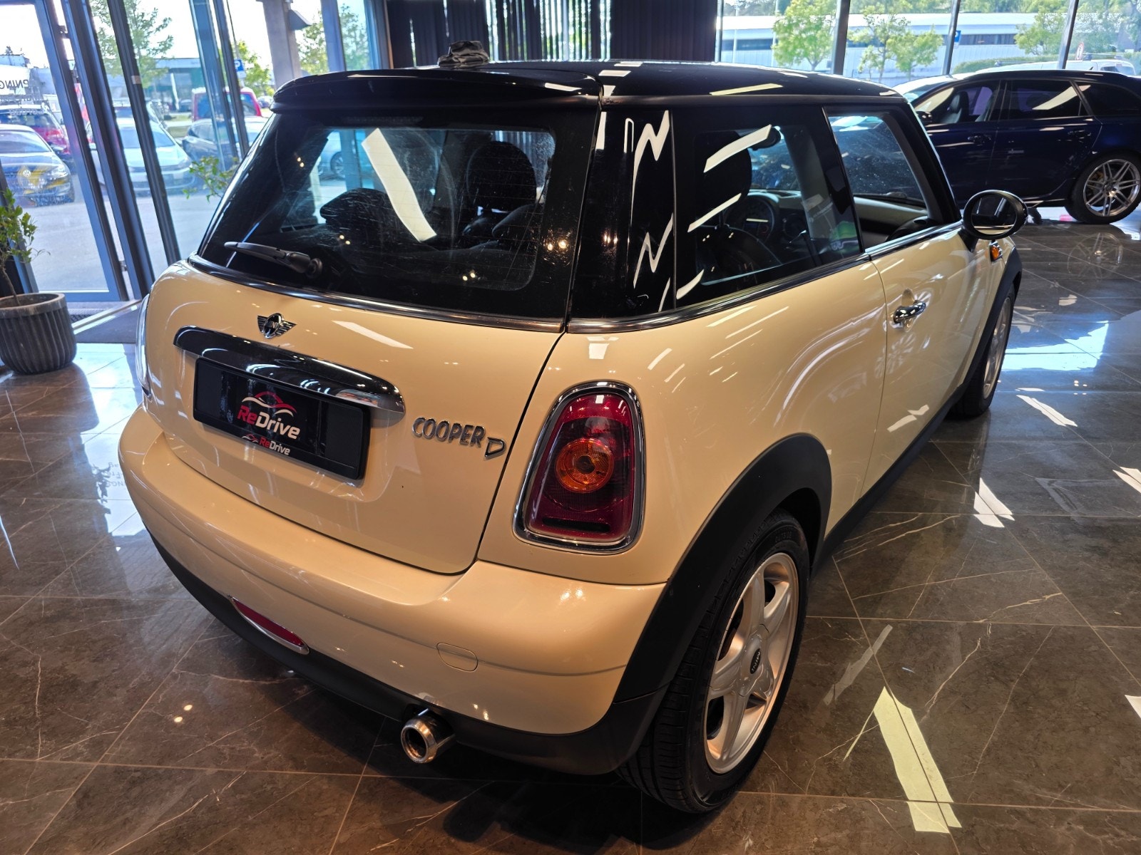 MINI Cooper D Automatic, 6-trins, 109ps, 2008