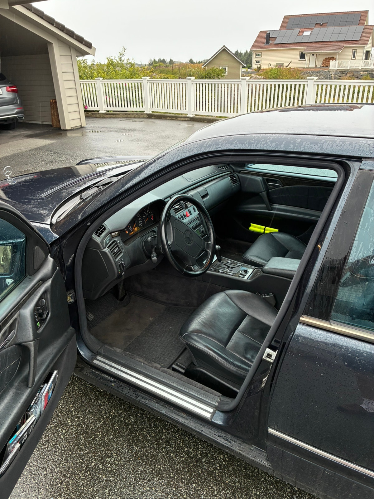 Mercedes-Benz E 240 Automatic, 170hp, 1998