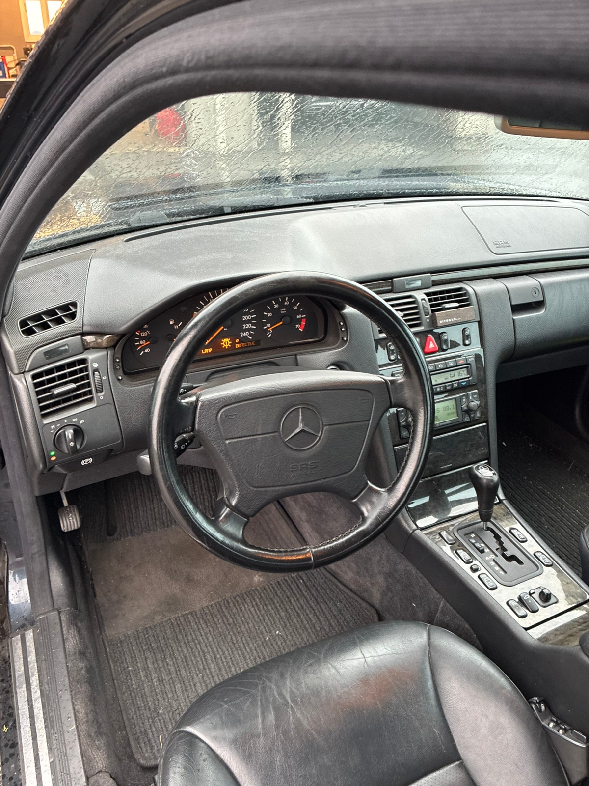 Mercedes-Benz E 240 Automatic, 170hp, 1998