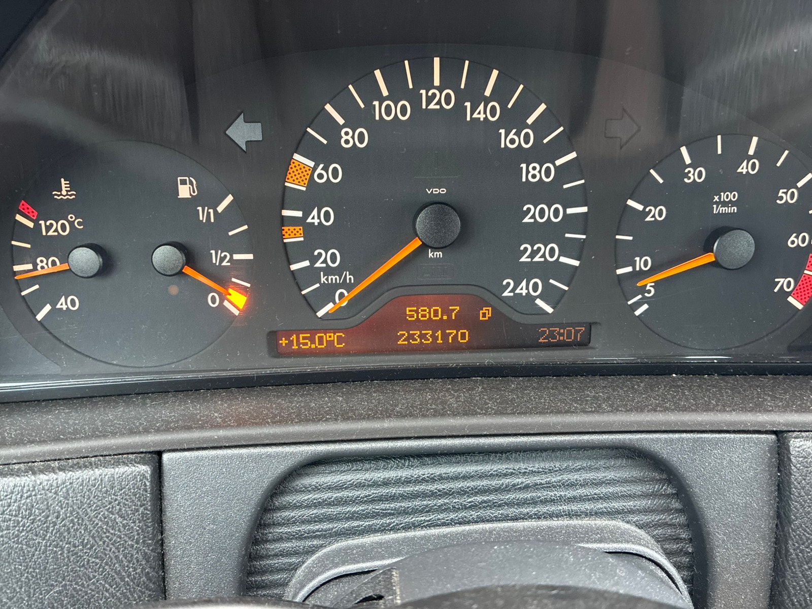 Mercedes-Benz E 240 Automatic, 170hp, 1998