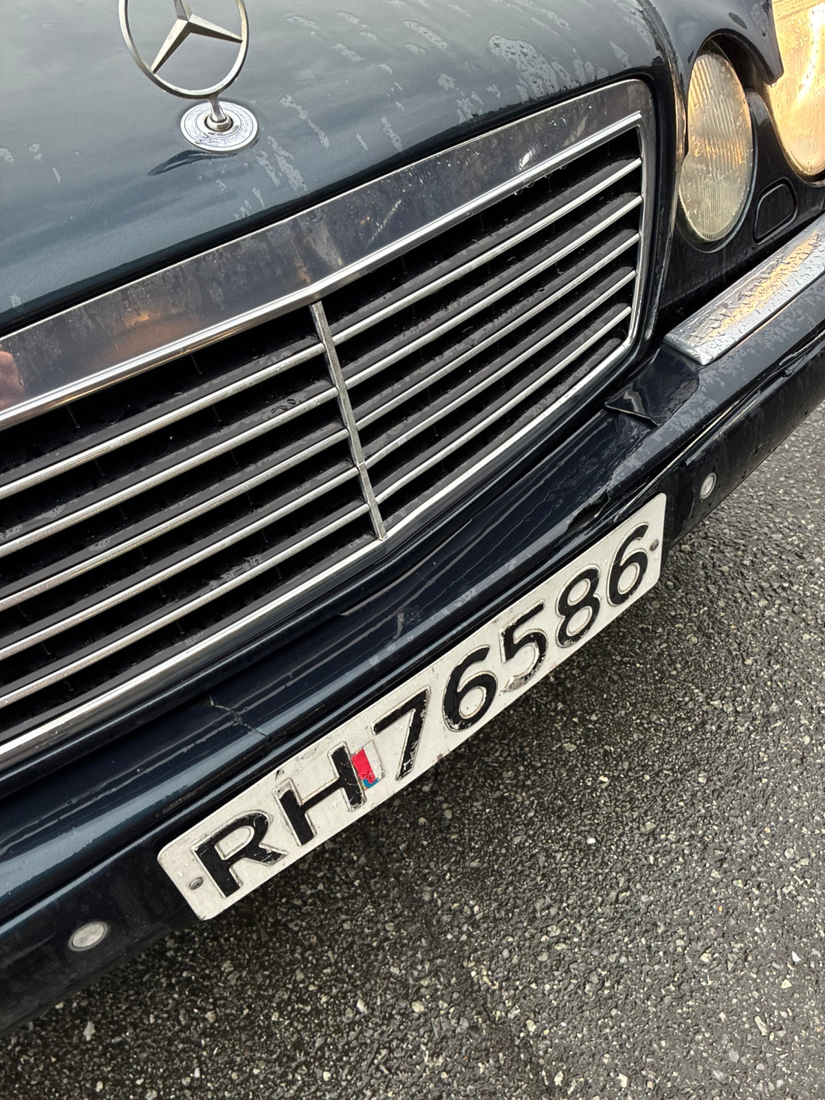 Mercedes-Benz E 240 Automatic, 170hp, 1998