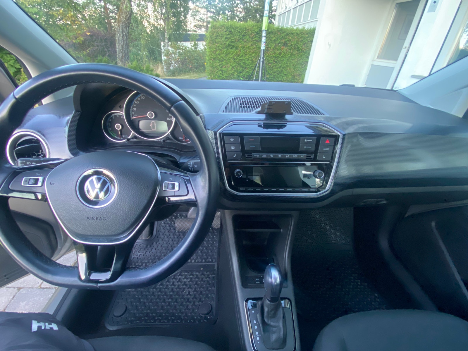 Volkswagen e-up!, 83ps, 2021
