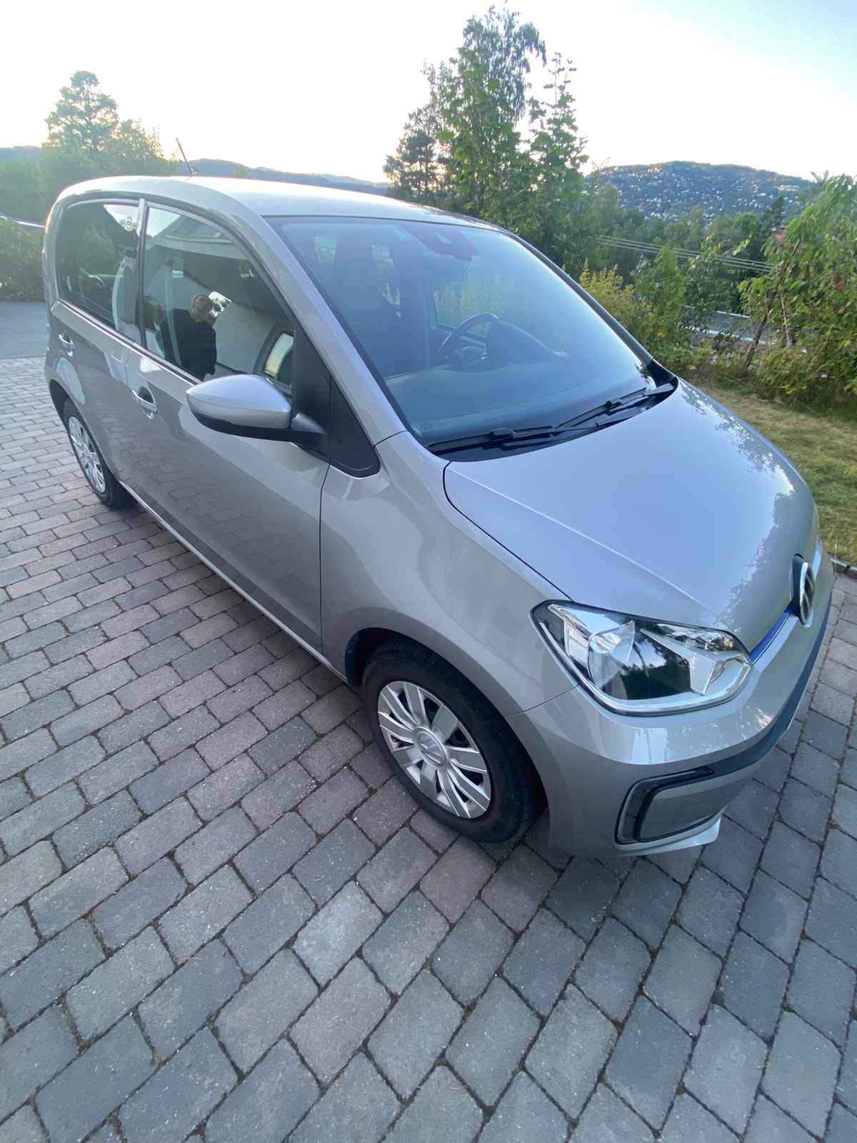 Volkswagen e-up!, 83ps, 2021