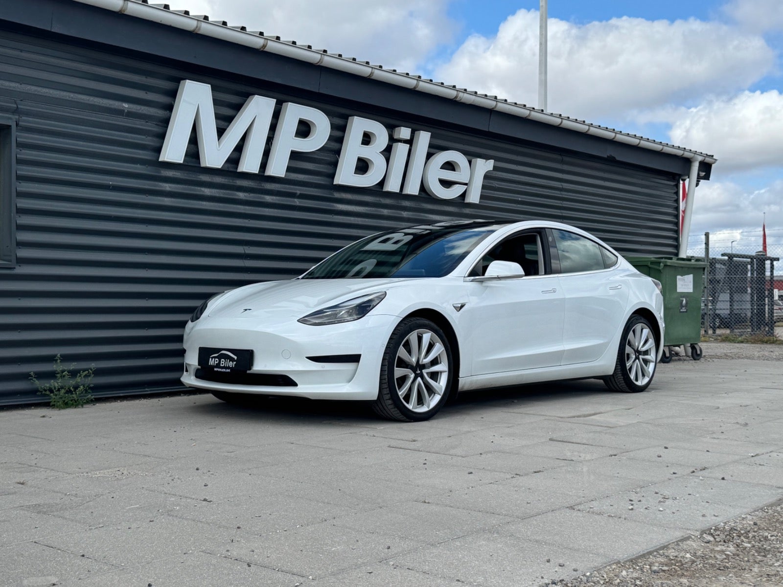 Tesla Model 3 Standard Range Plus, 325hk, 2020