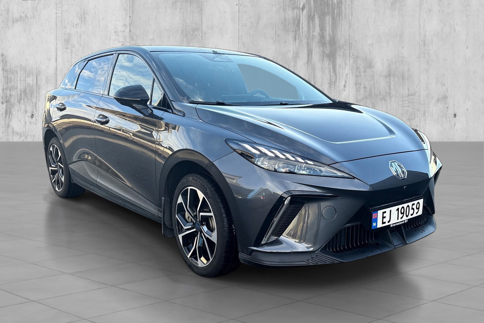 MG 4 Electric Extended Range 77 kWh, 245hp, 2024