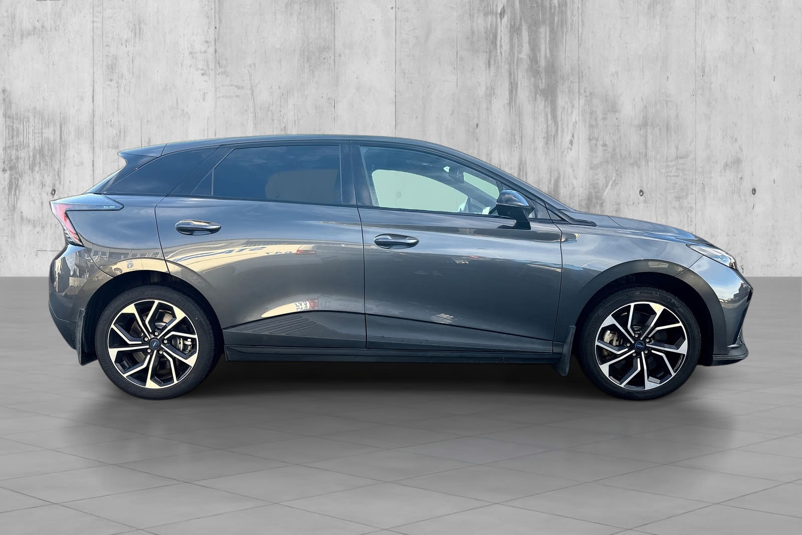 MG 4 Electric Extended Range 77 kWh, 245hp, 2024